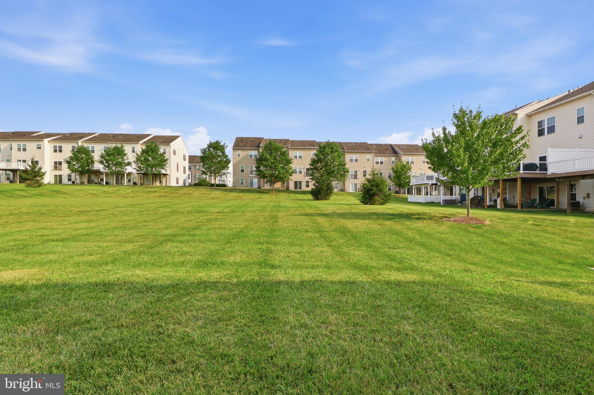STONEGATE AT REGENTS GLEN - Residential