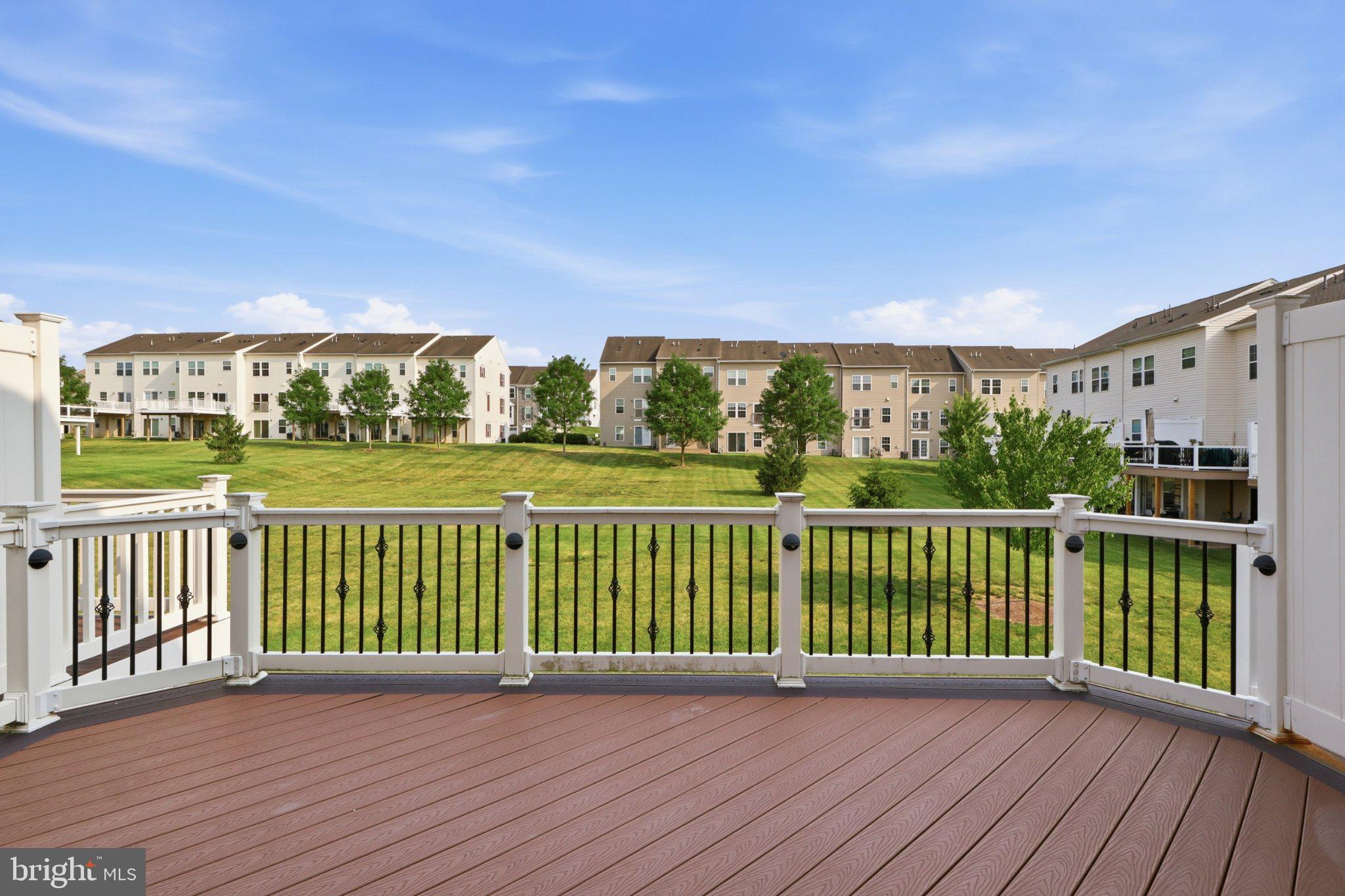STONEGATE AT REGENTS GLEN - Residential