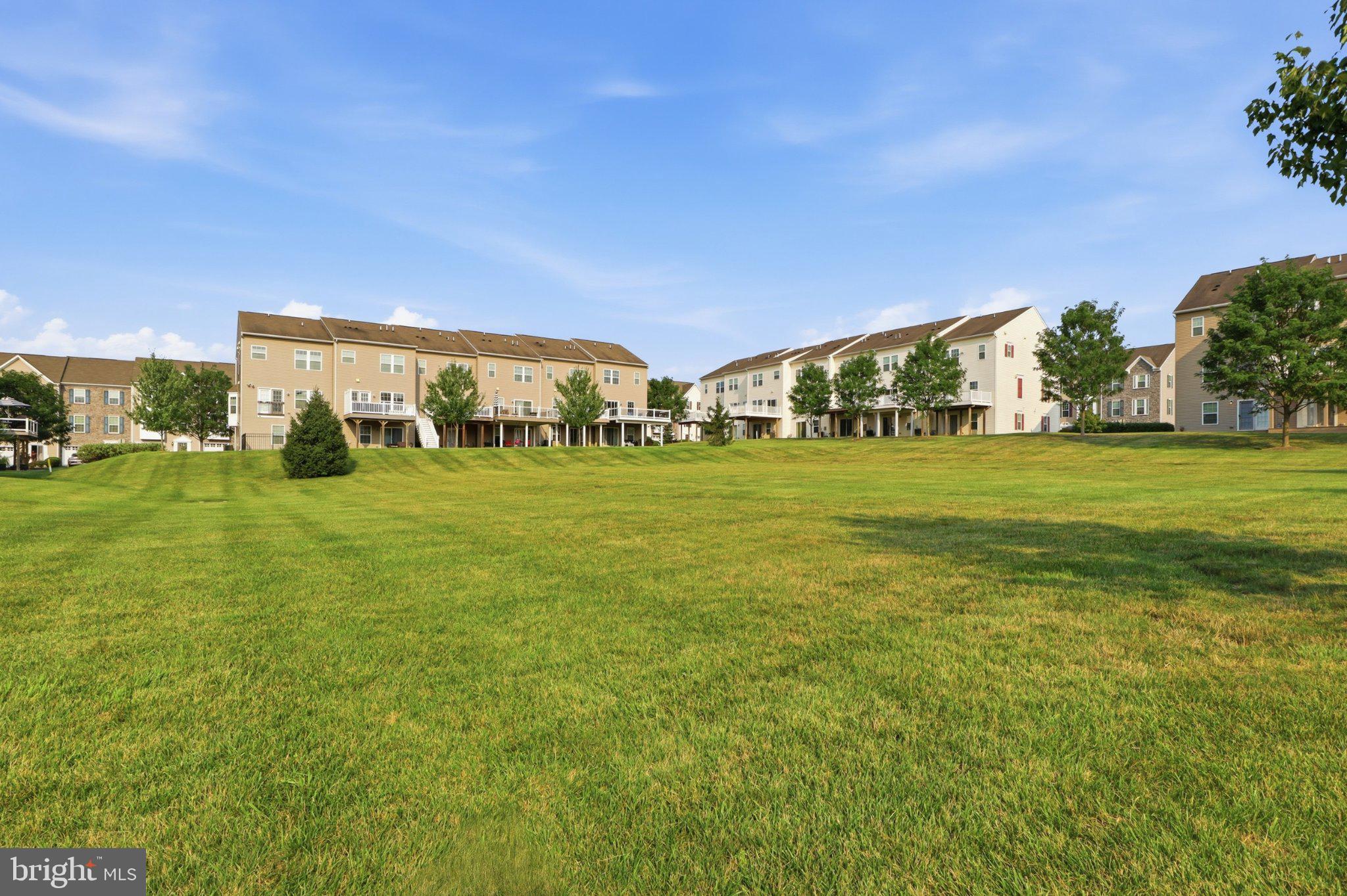 STONEGATE AT REGENTS GLEN - Residential