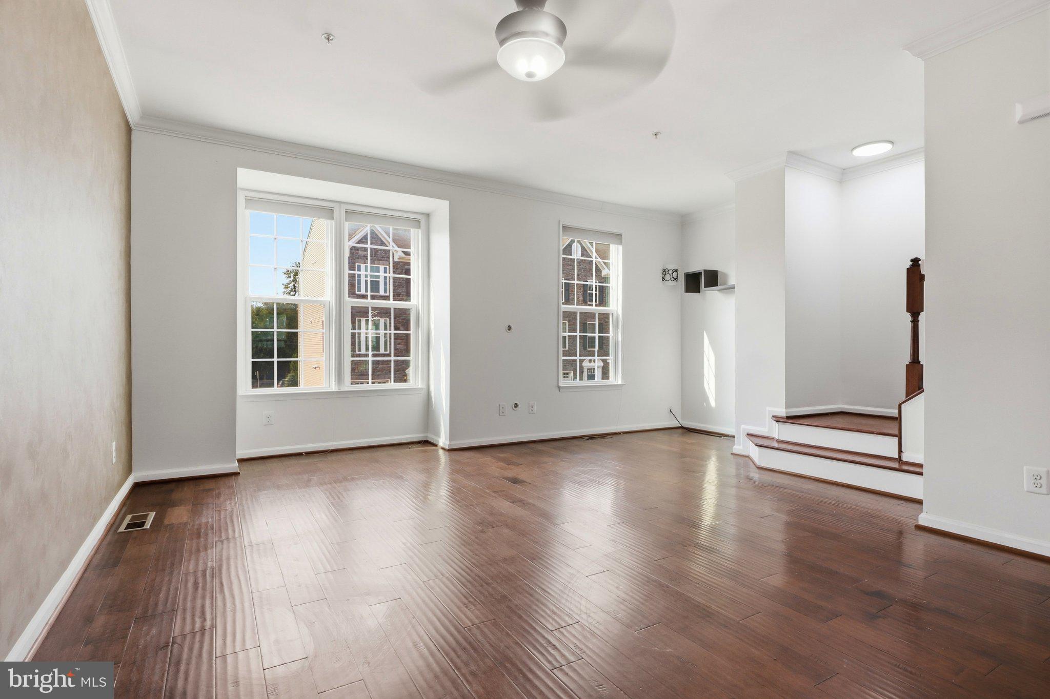 STONEGATE AT REGENTS GLEN - Residential