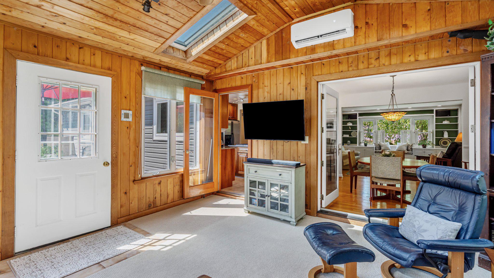 HUNTINGTON - Residential
