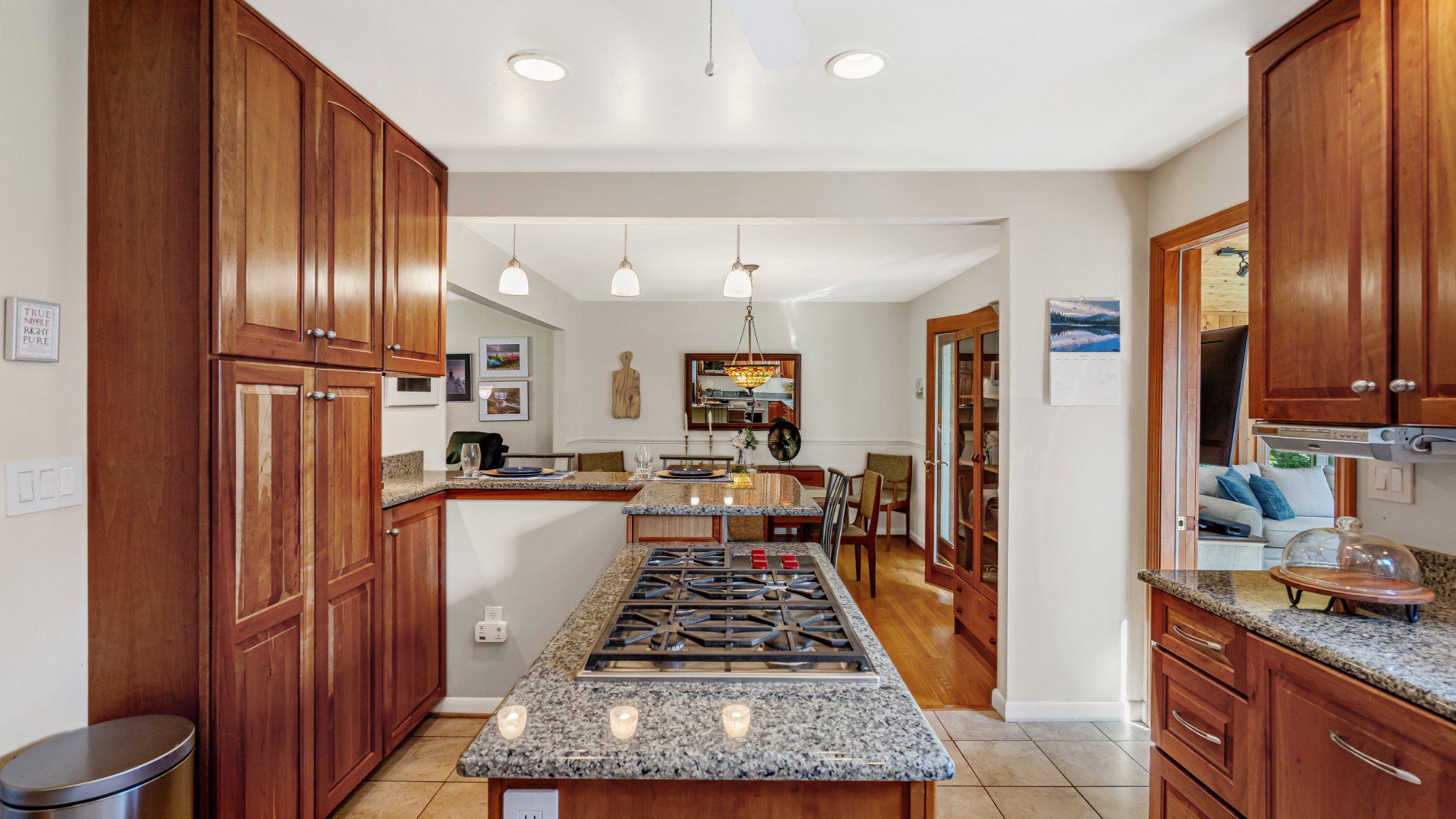 HUNTINGTON - Residential