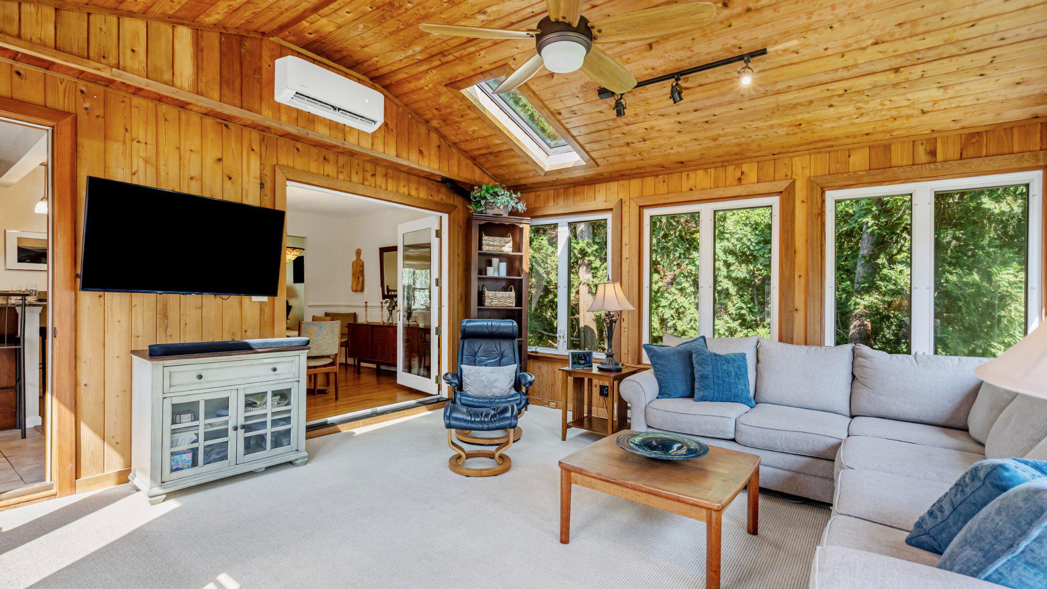 HUNTINGTON - Residential