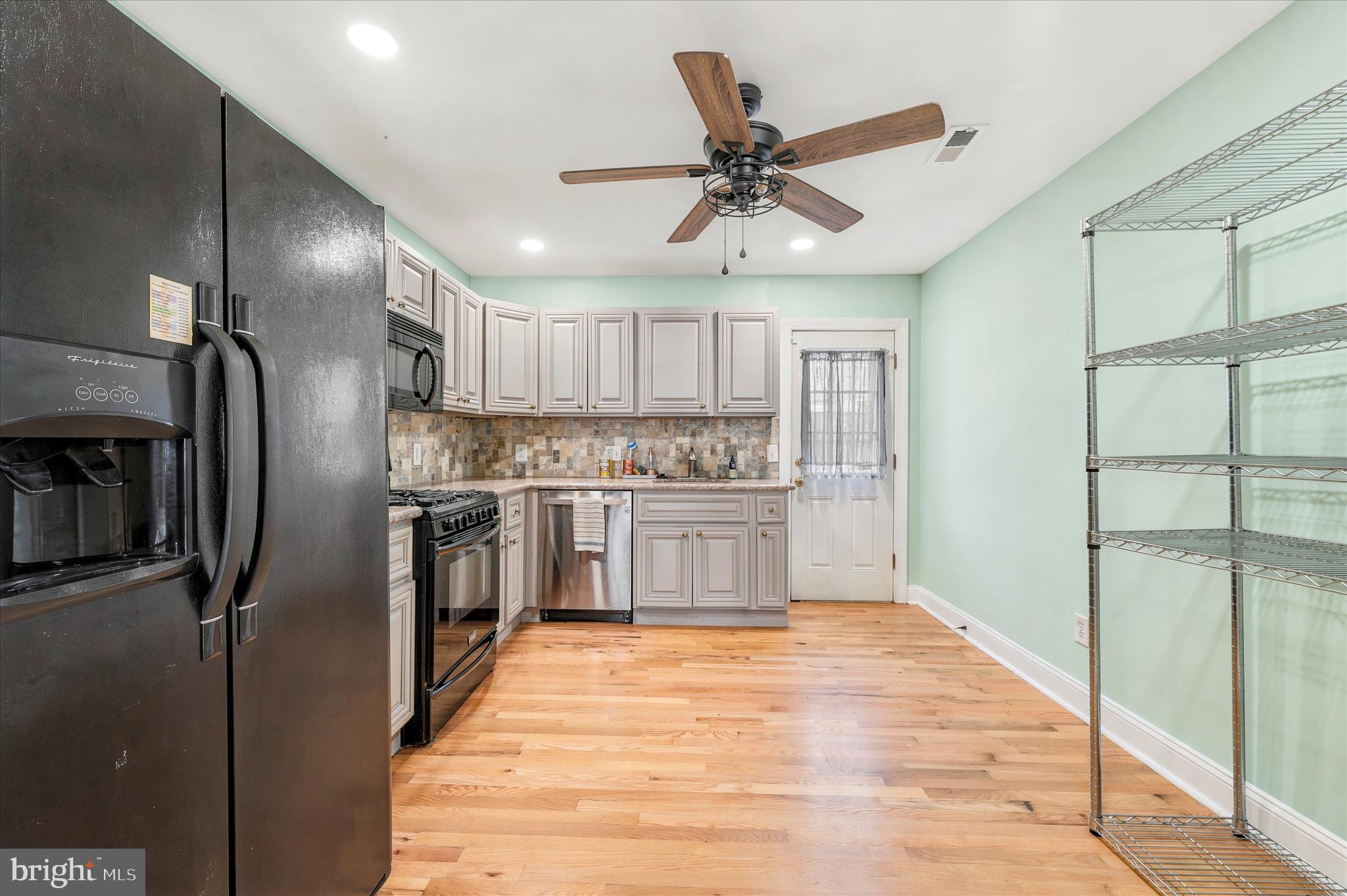 WHITMAN - Residential