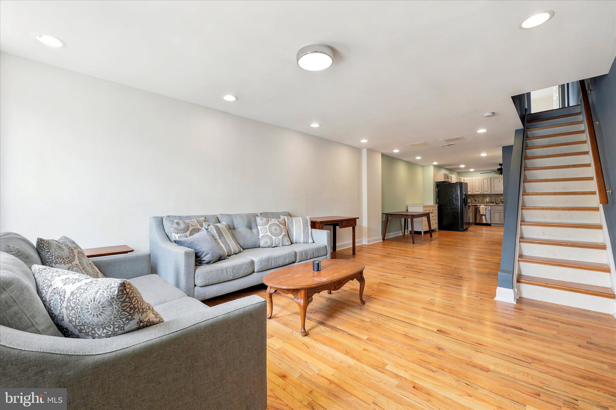 WHITMAN - Residential
