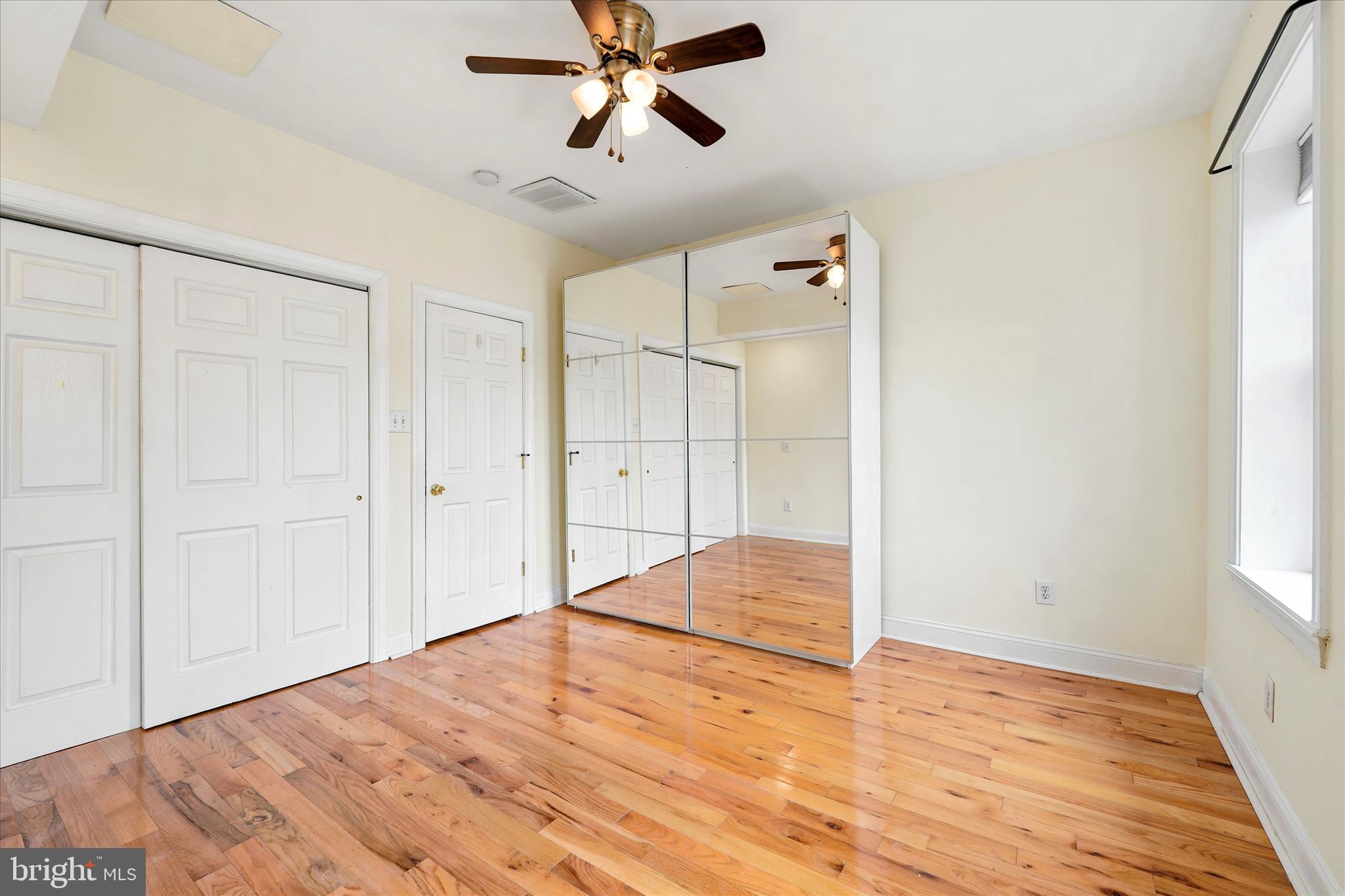 WHITMAN - Residential