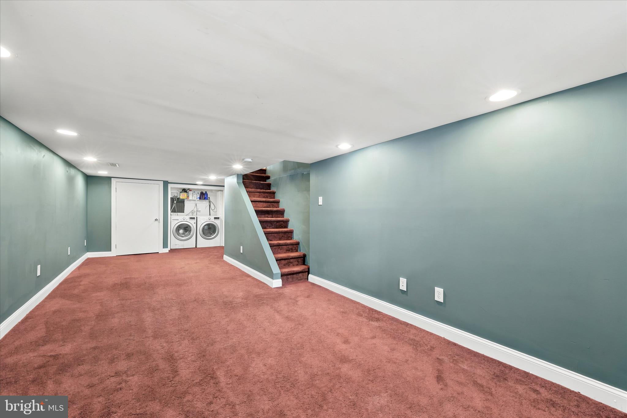 WHITMAN - Residential