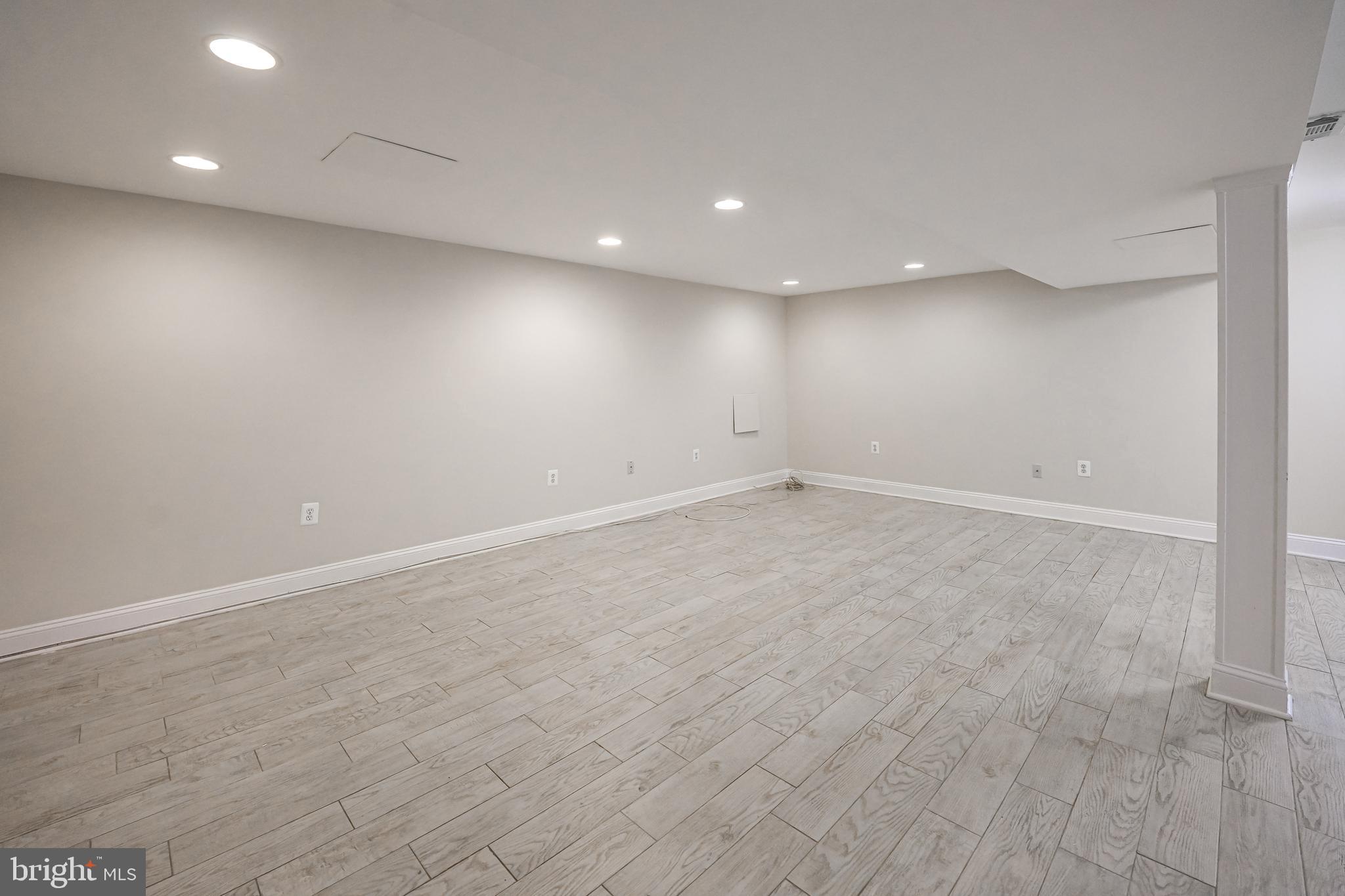 RAYMONDALE - Residential Lease