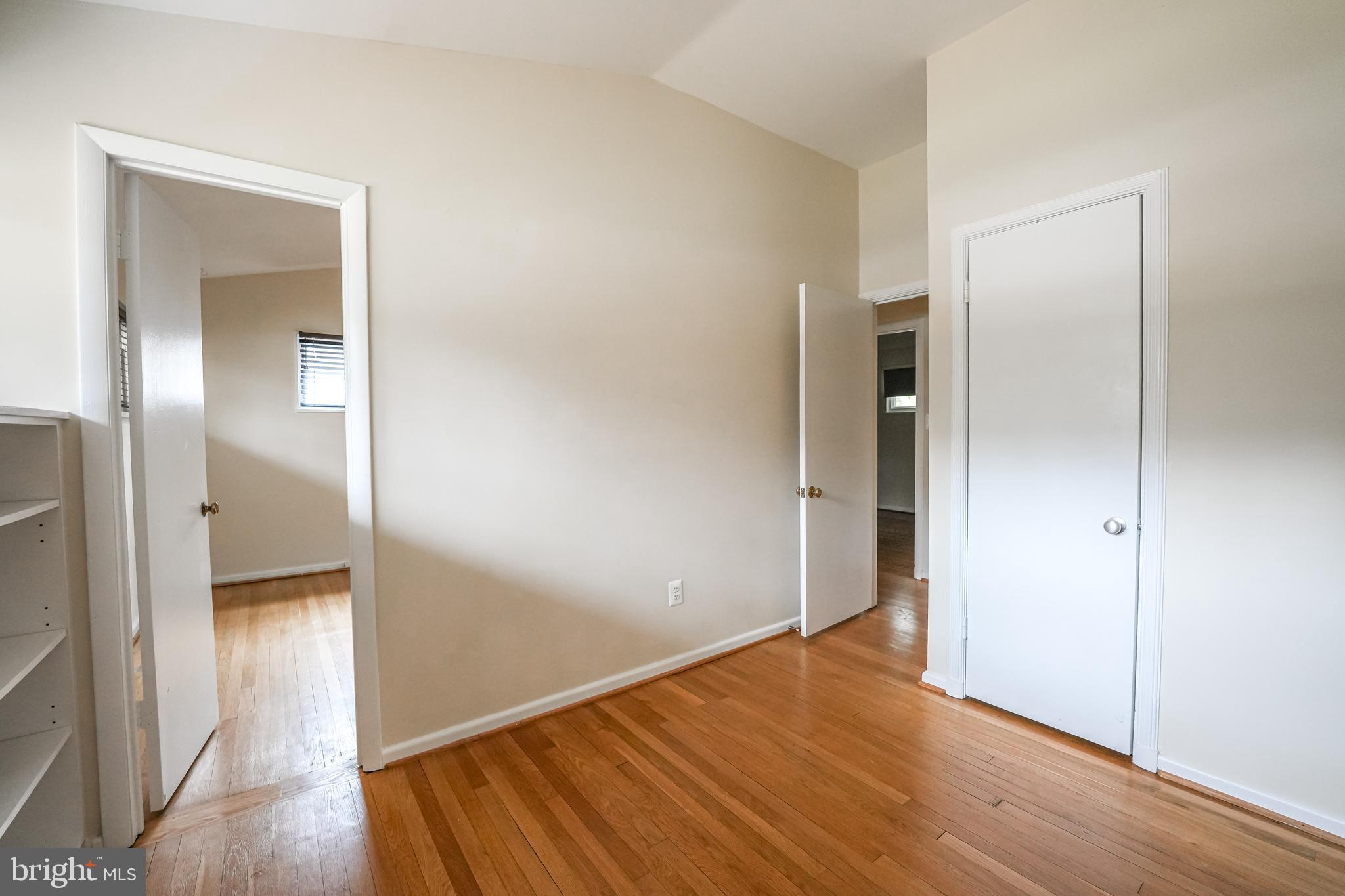 RAYMONDALE - Residential Lease