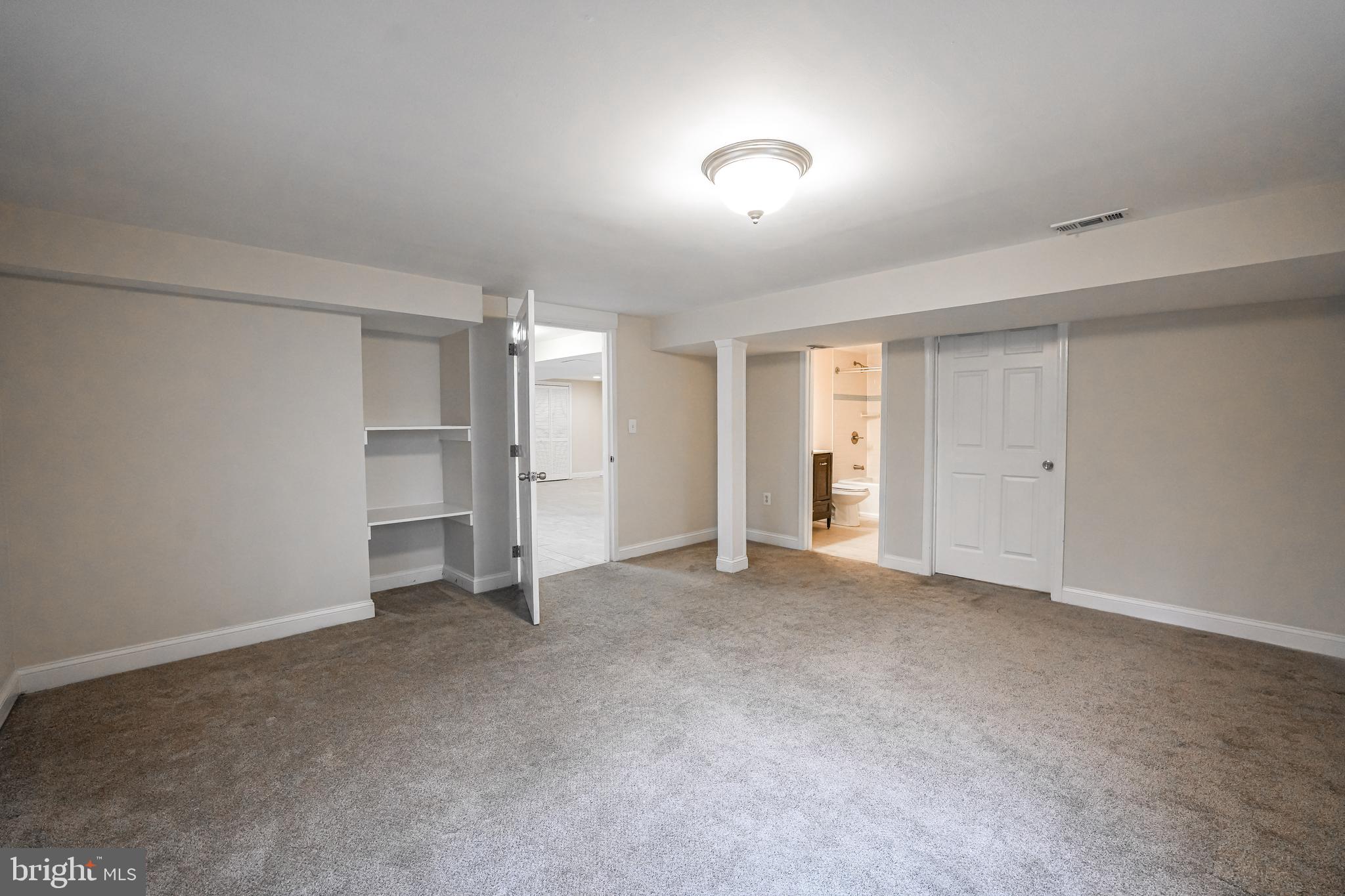 RAYMONDALE - Residential Lease