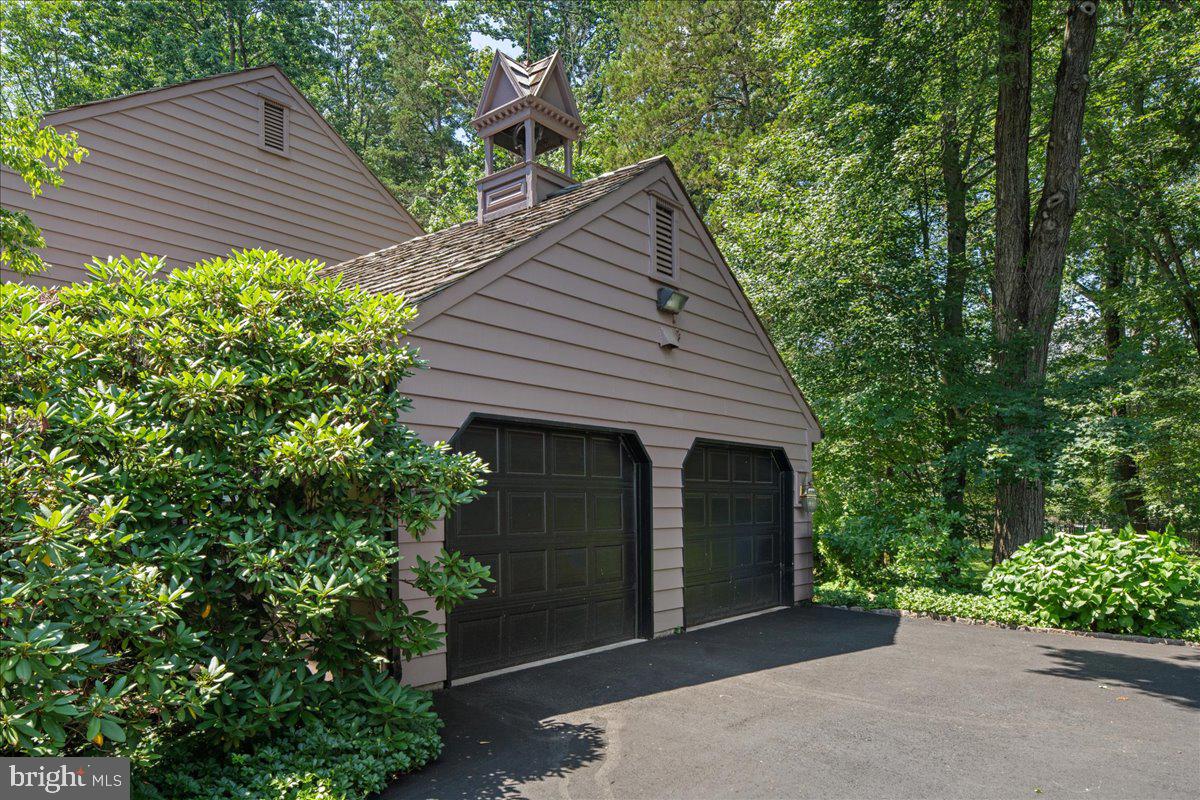CEDAR GLEN - Residential