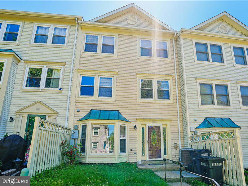LAKE RIDGE - Residential