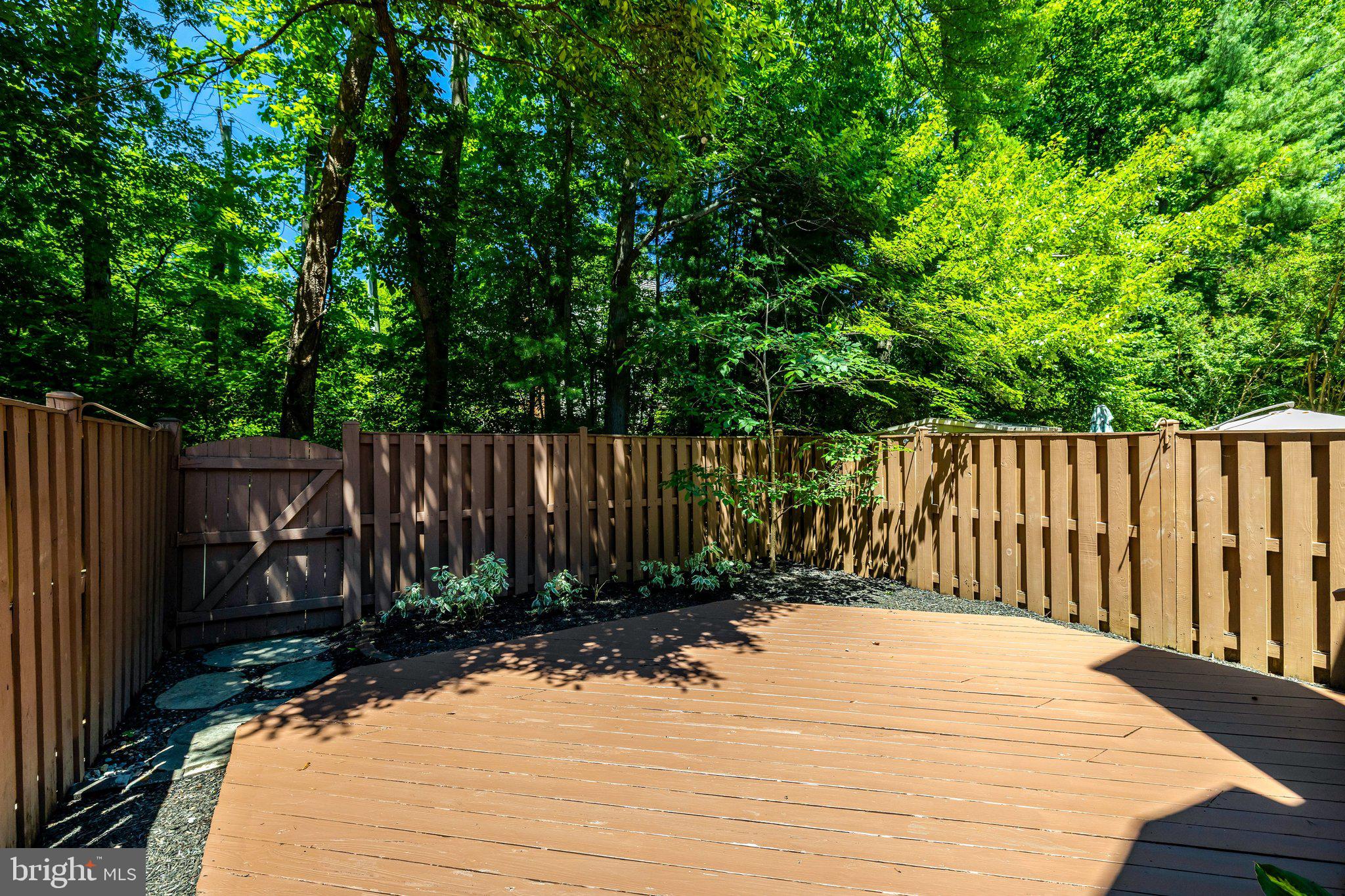COUNTRY CREEK - Residential