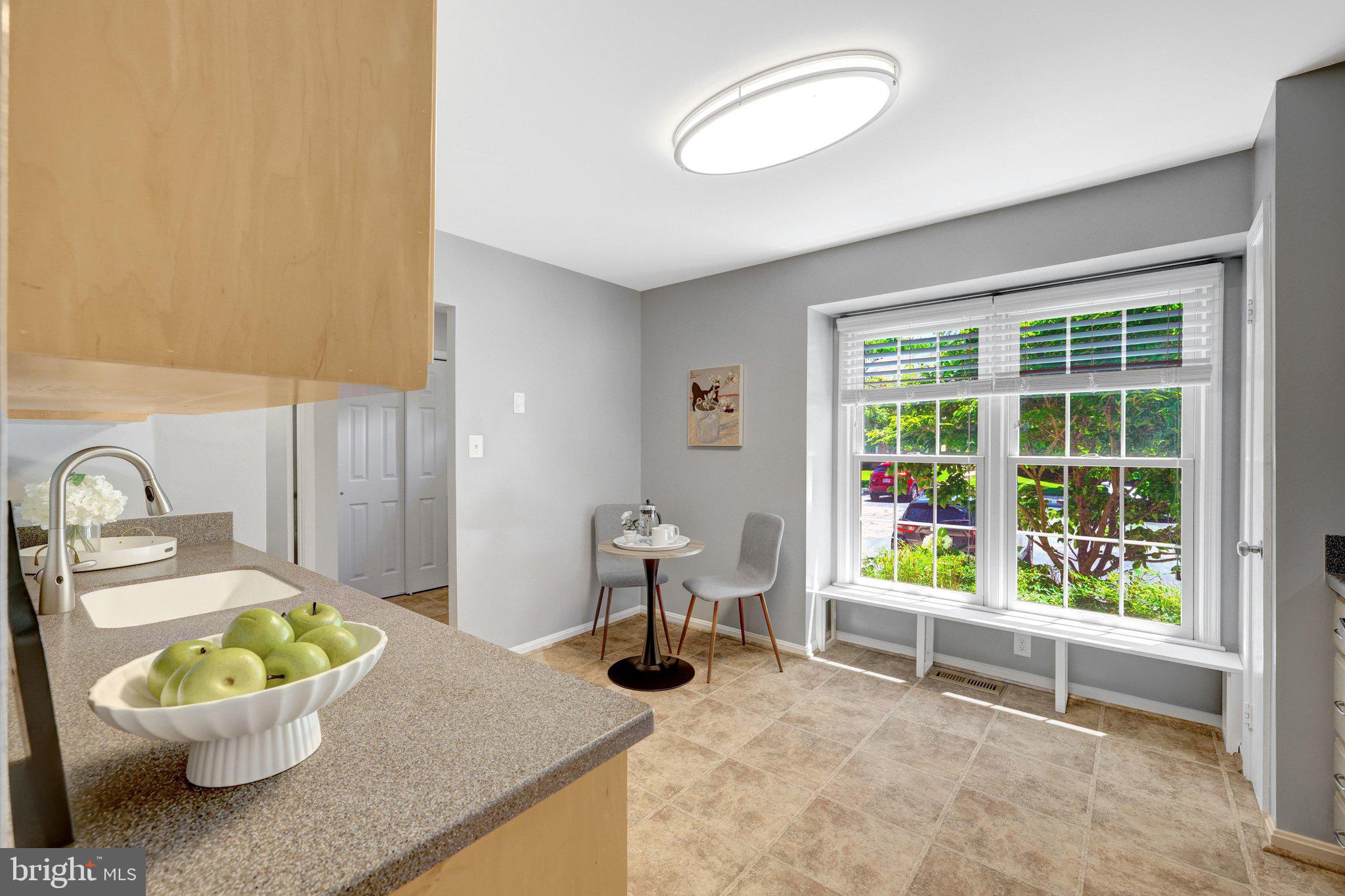 COUNTRY CREEK - Residential