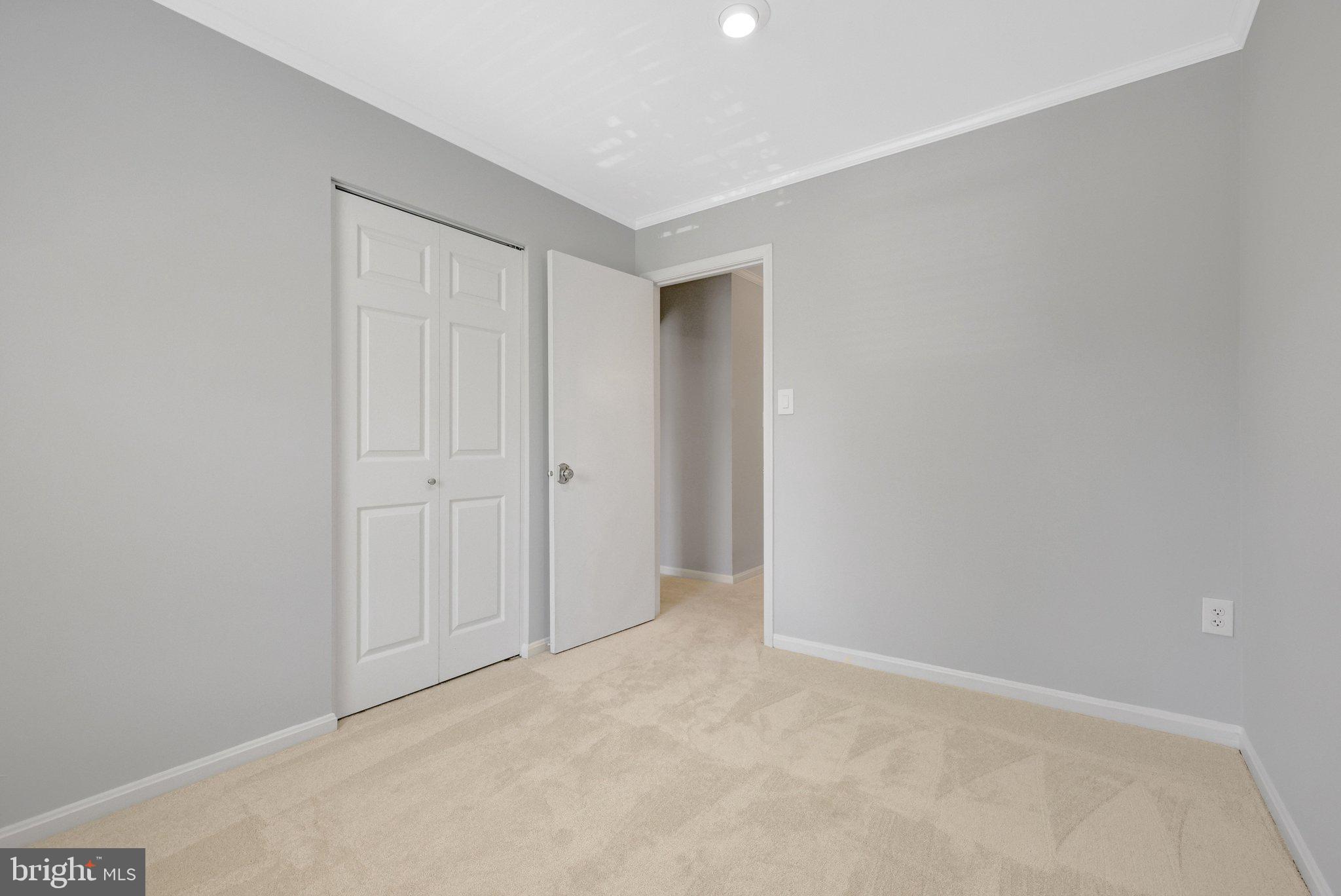 COUNTRY CREEK - Residential