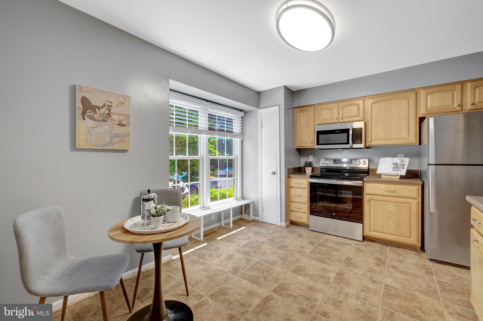 COUNTRY CREEK - Residential