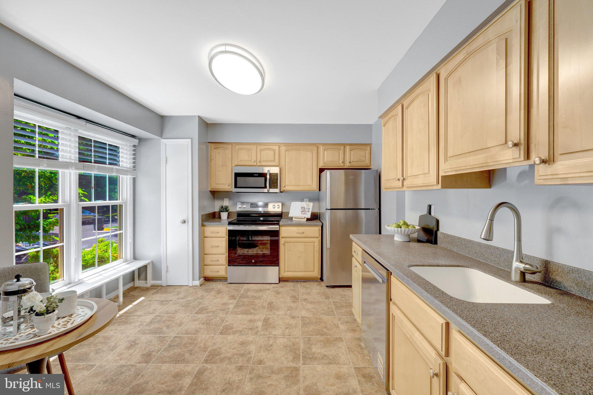 COUNTRY CREEK - Residential