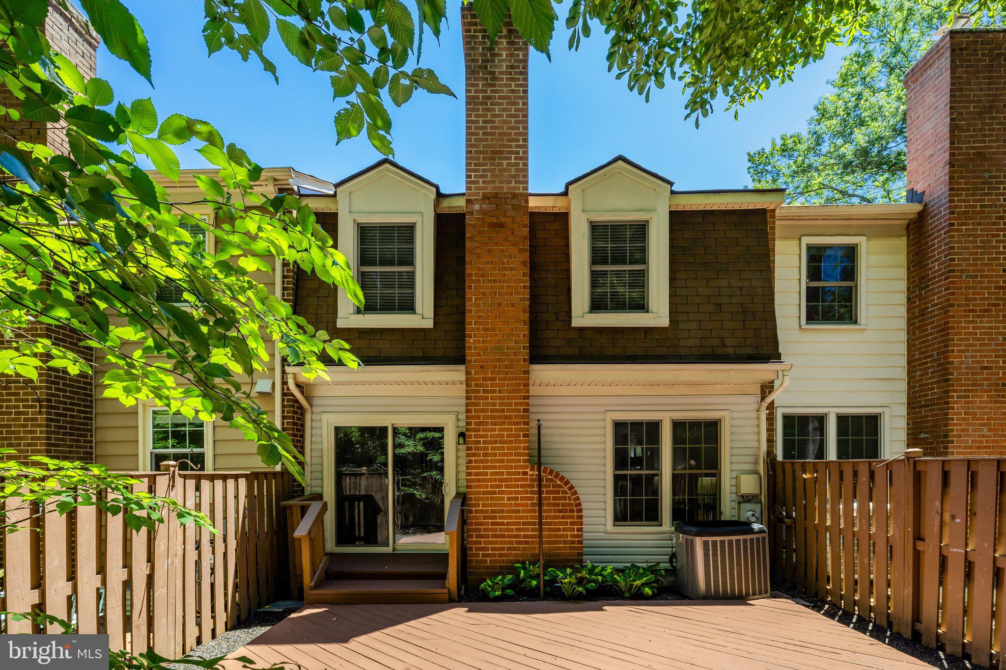 COUNTRY CREEK - Residential