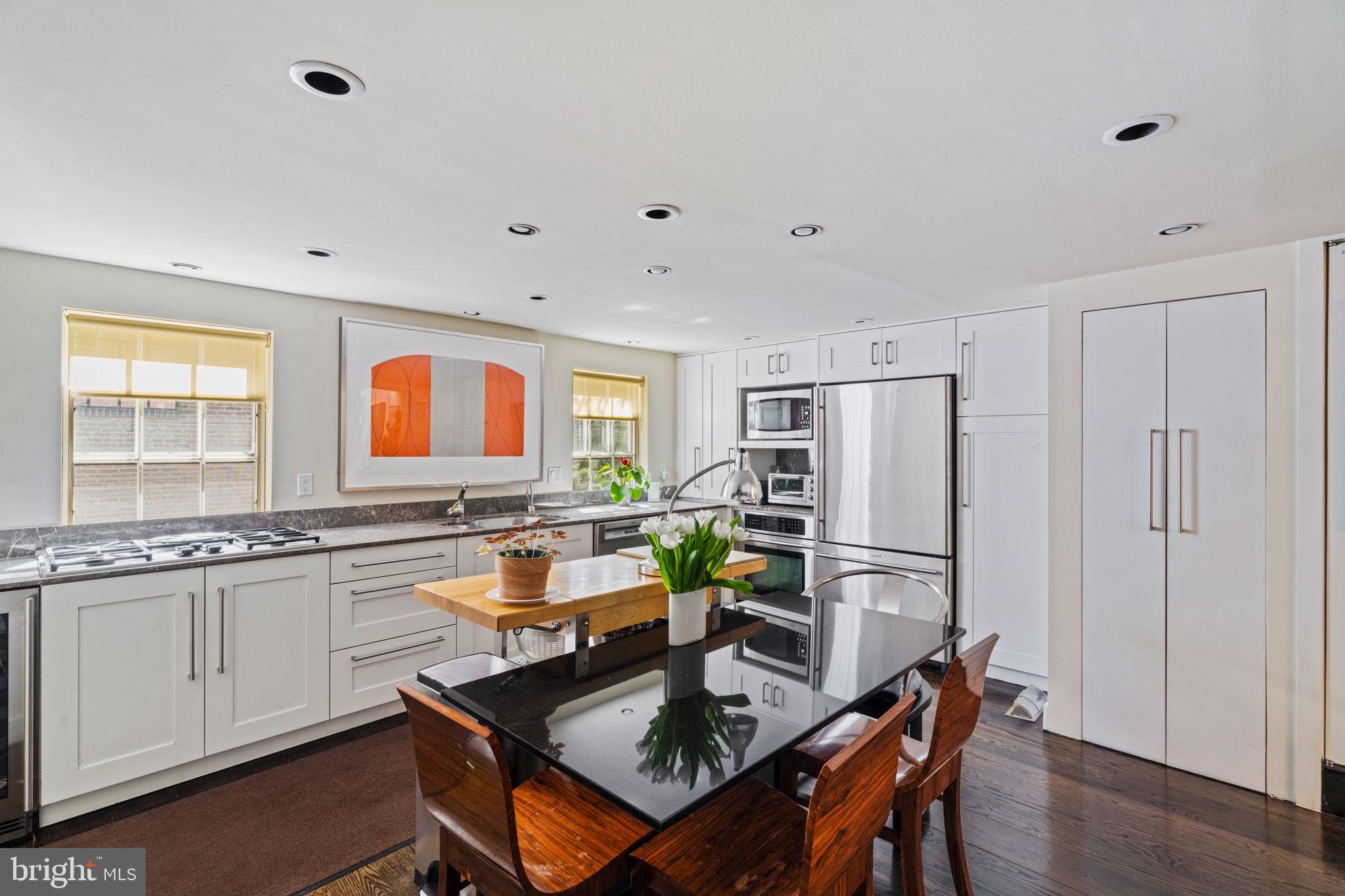 RITTENHOUSE SQUARE - Residential