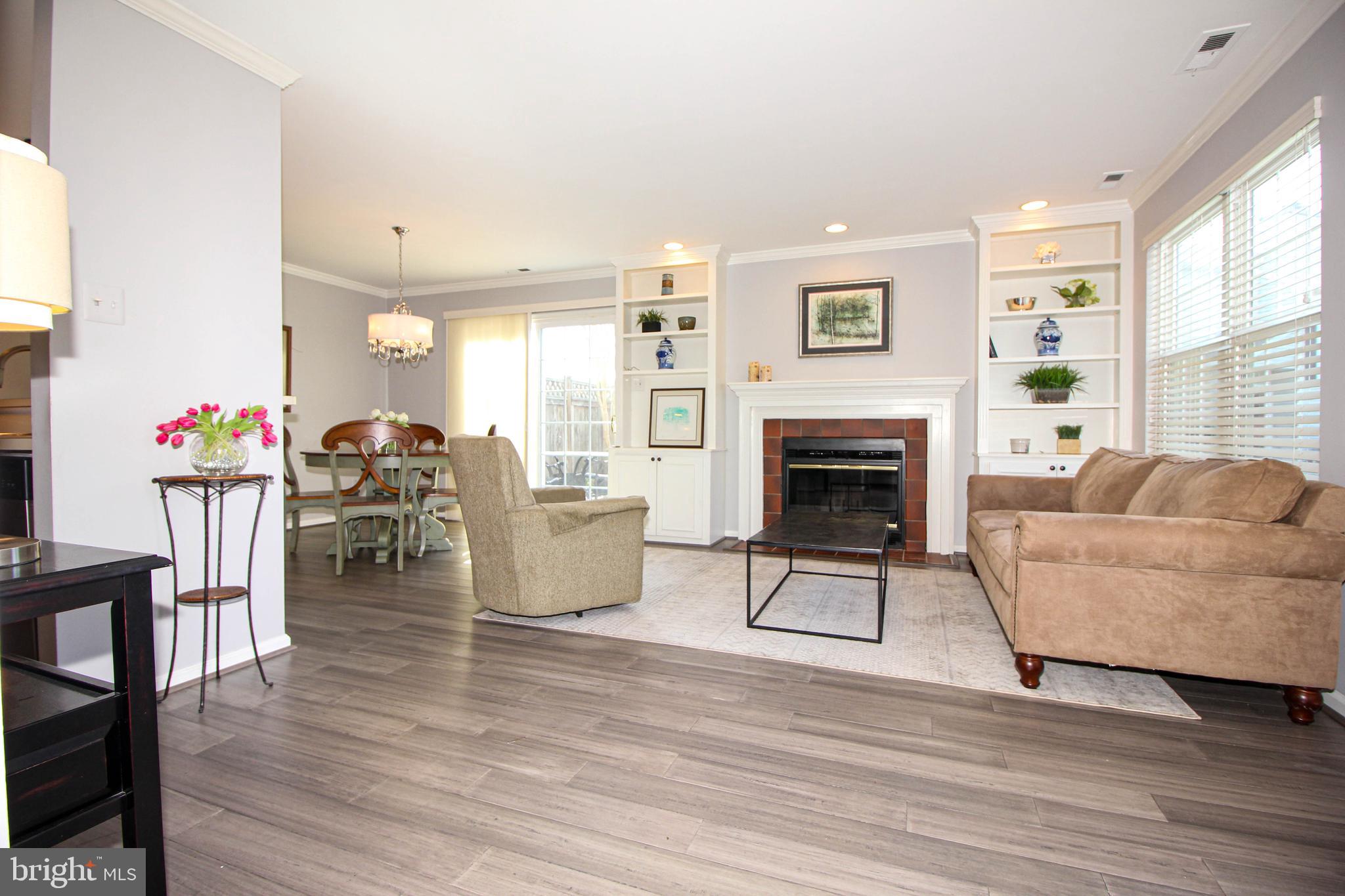 SAW MILL VALLEY - Residential