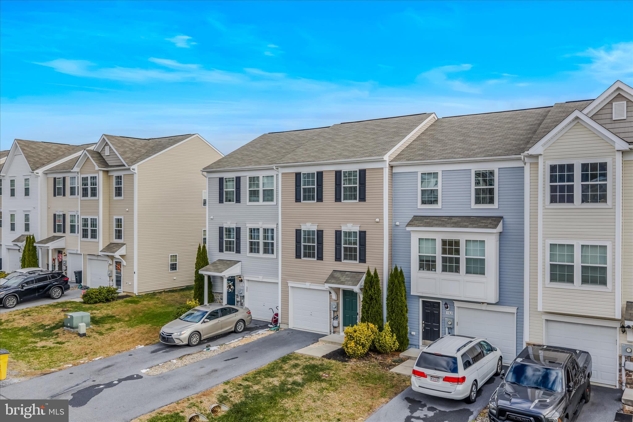 STONEBROOK VILLAGE - Residential