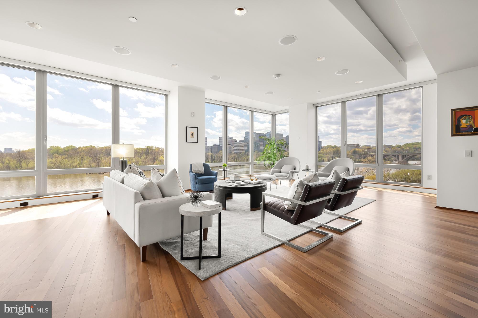 GEORGETOWN - Residential