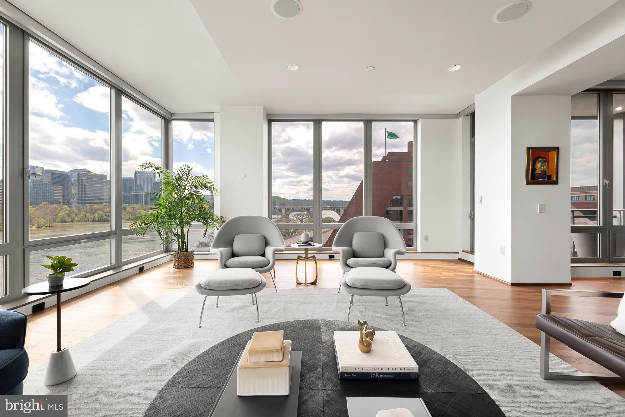 GEORGETOWN - Residential