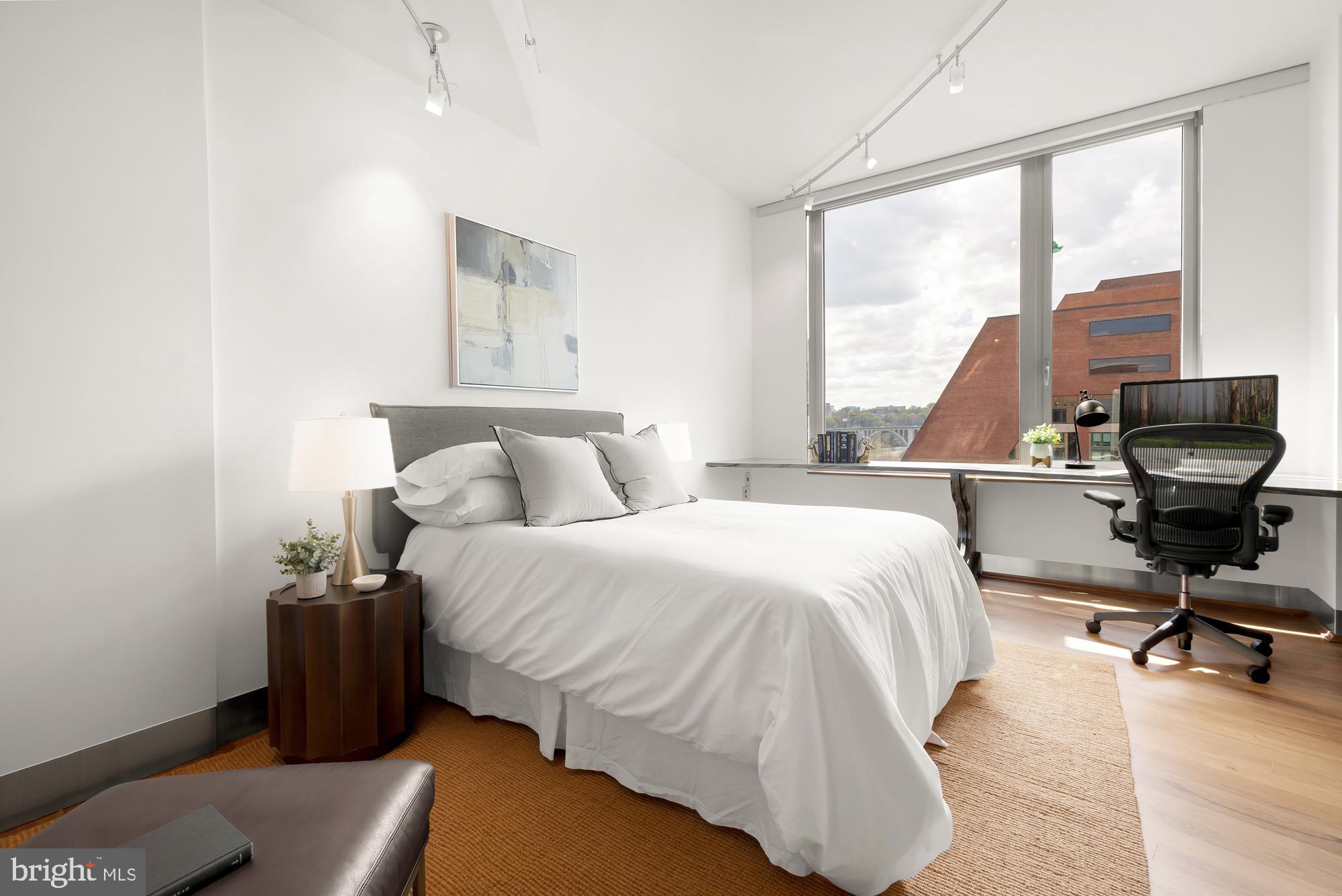 GEORGETOWN - Residential