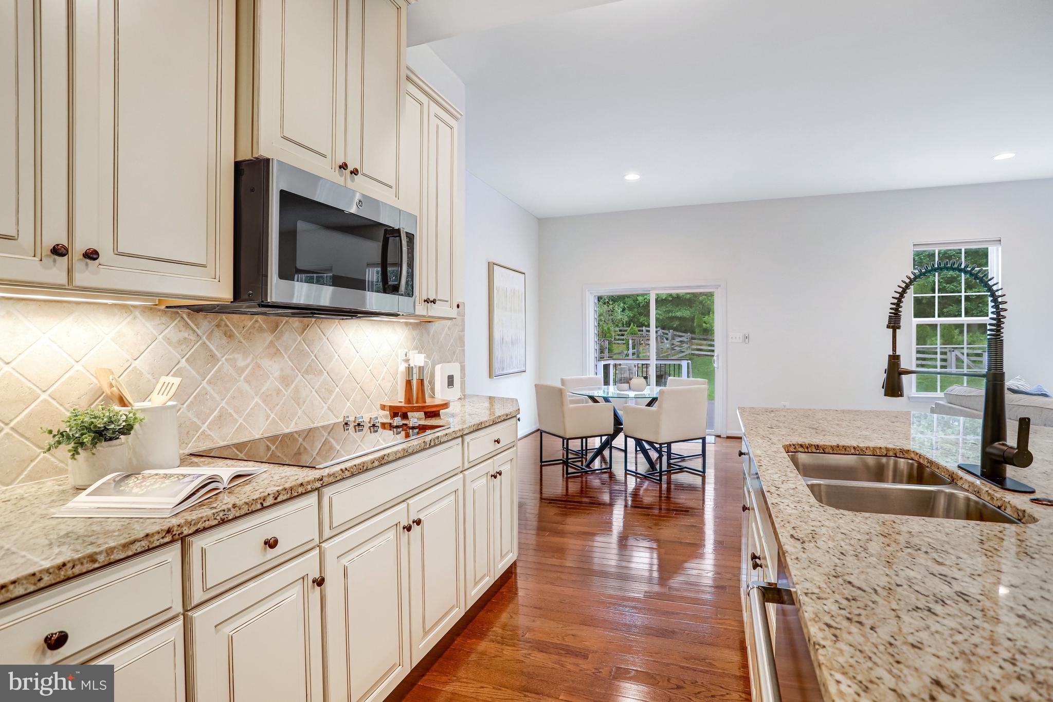 MARBURY - Residential