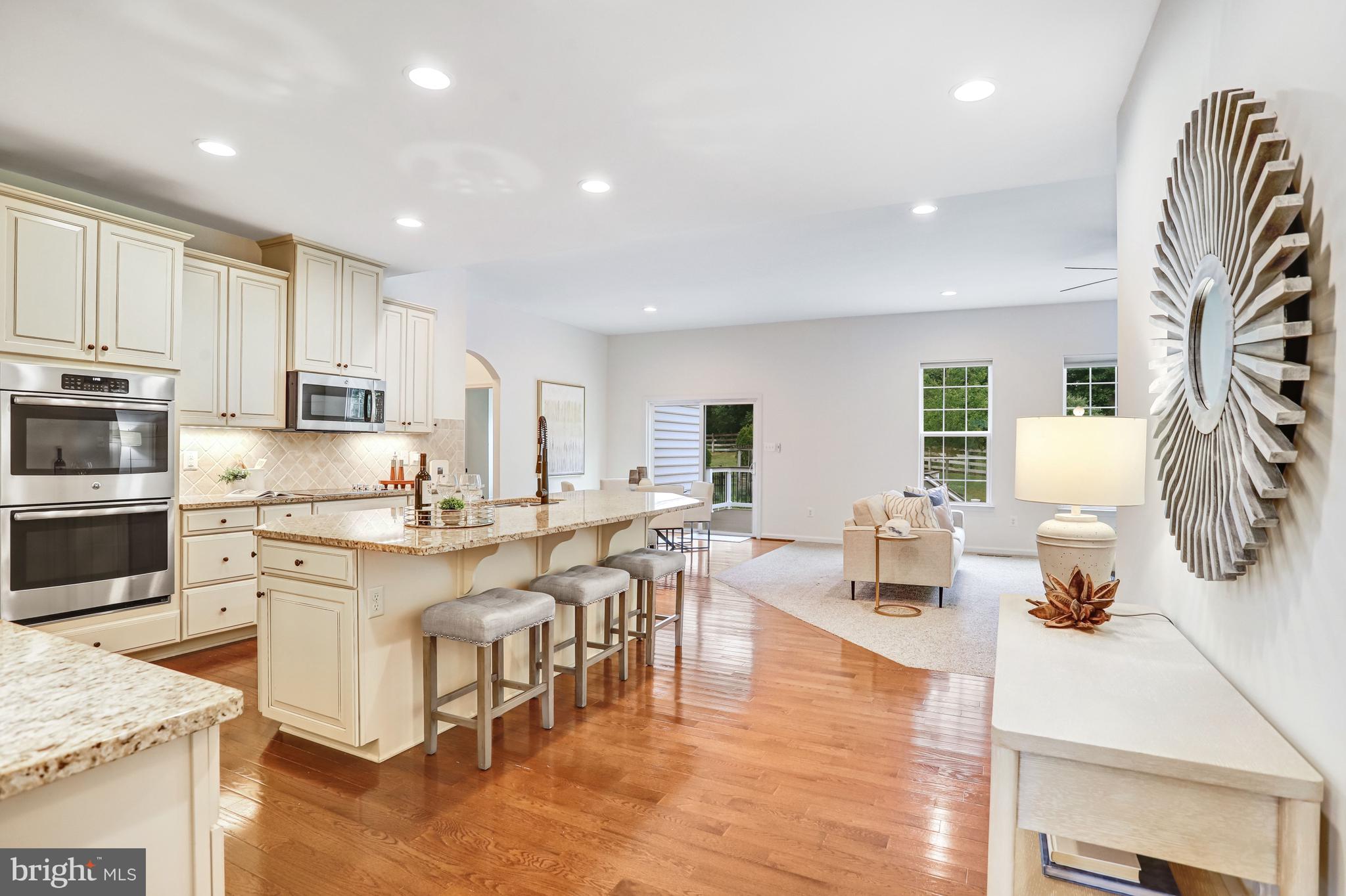 MARBURY - Residential
