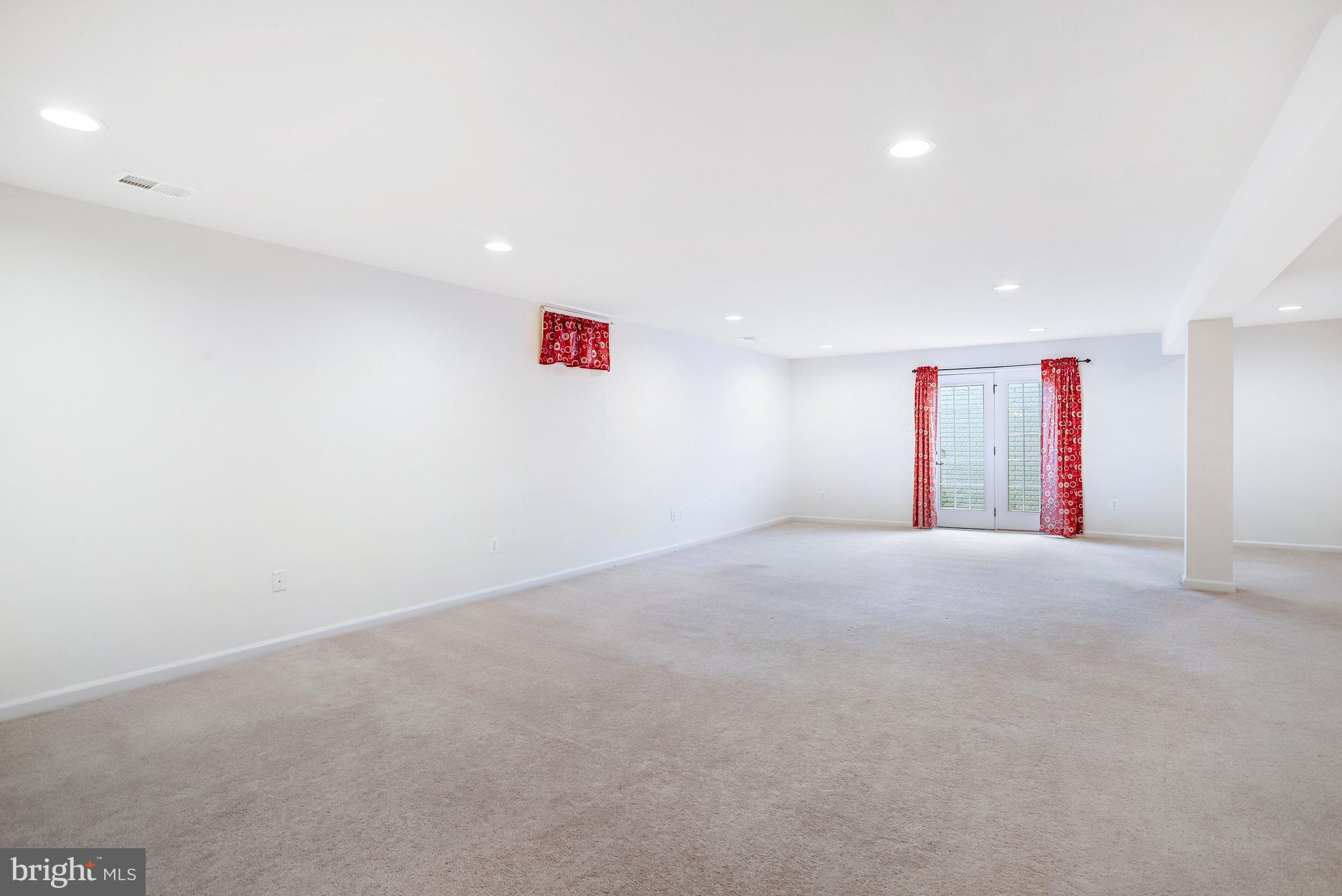 MARBURY - Residential
