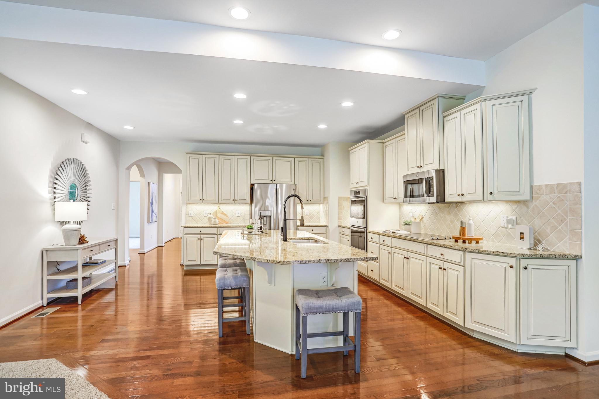 MARBURY - Residential