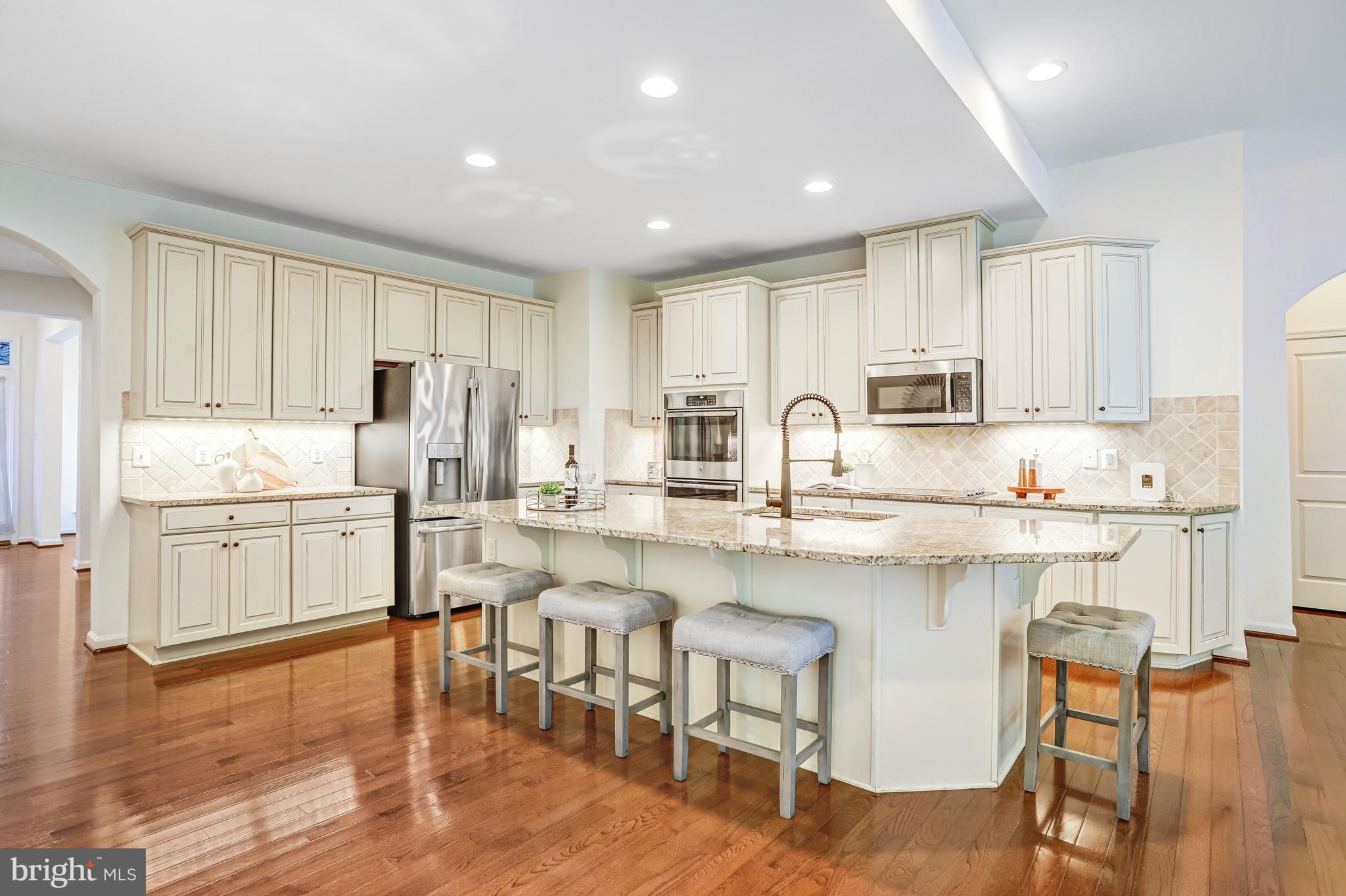 MARBURY - Residential