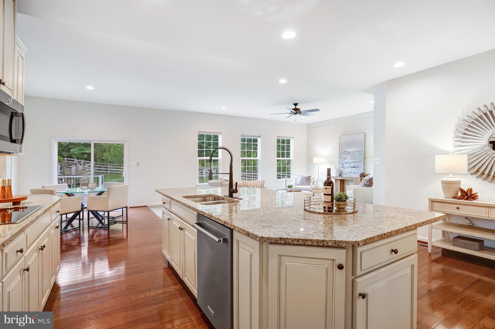 MARBURY - Residential