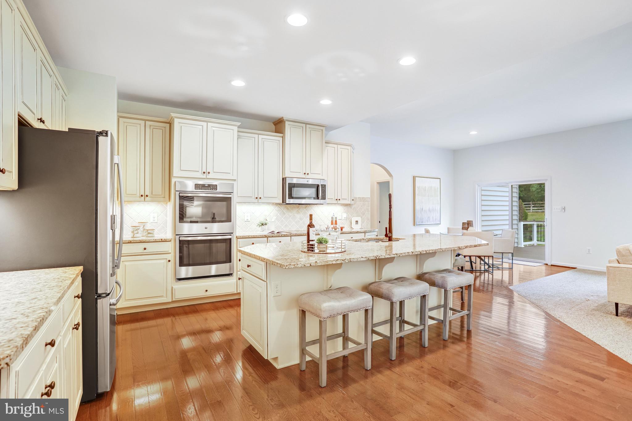 MARBURY - Residential
