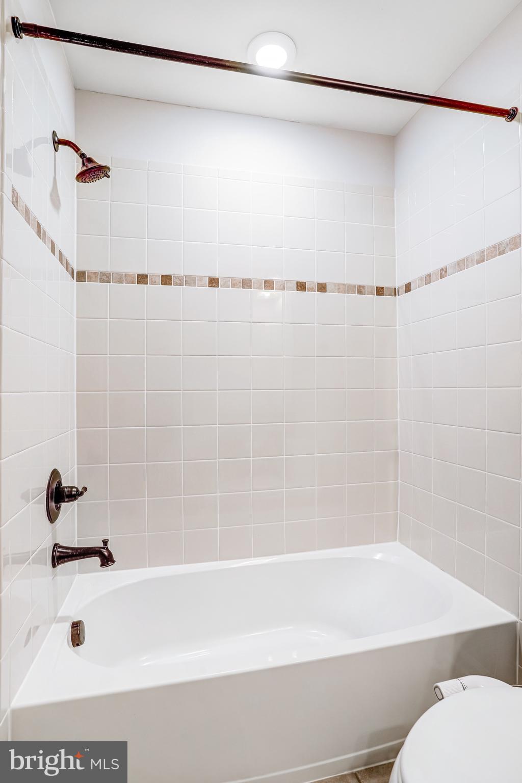 MARBURY - Residential