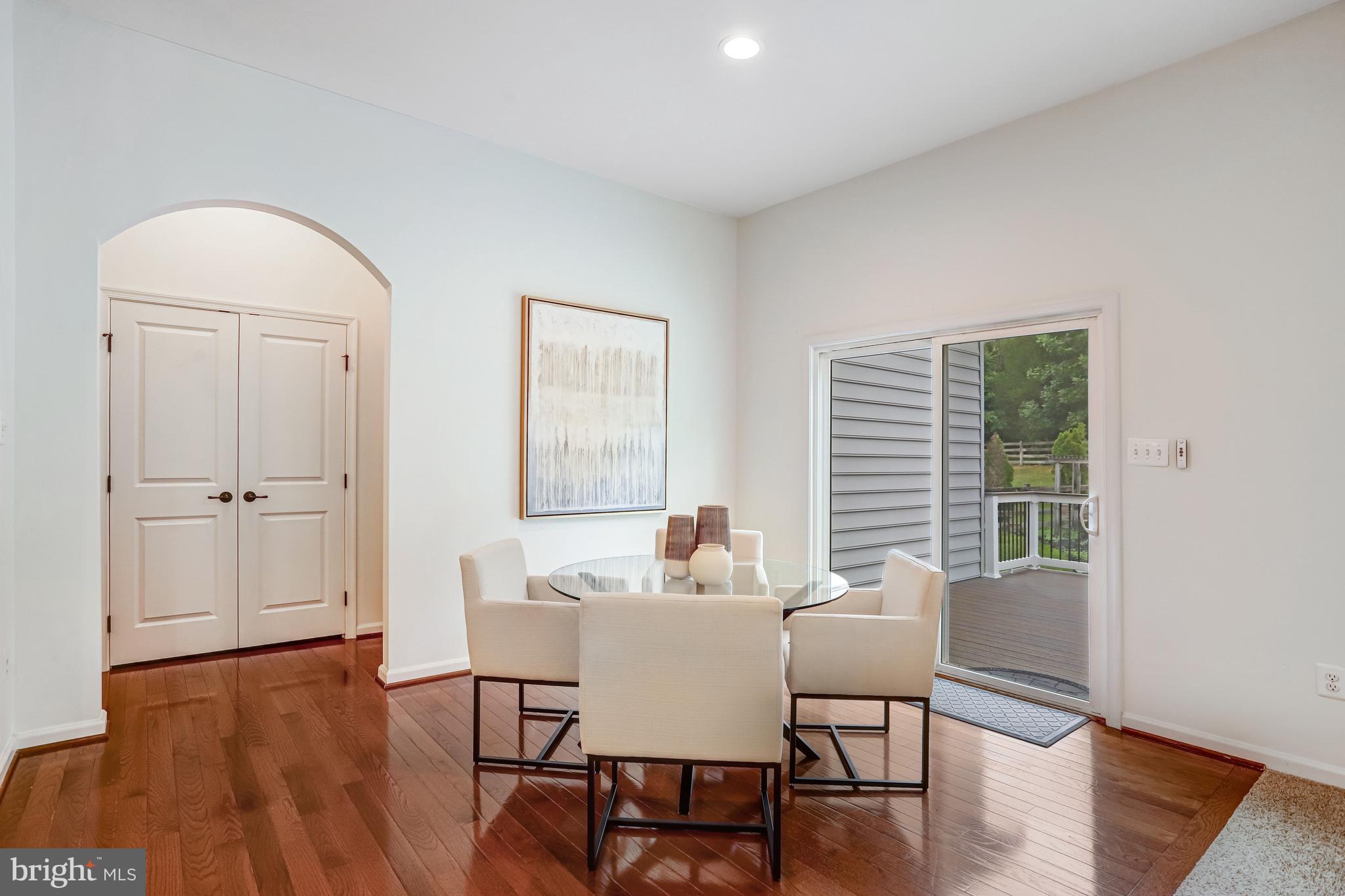 MARBURY - Residential