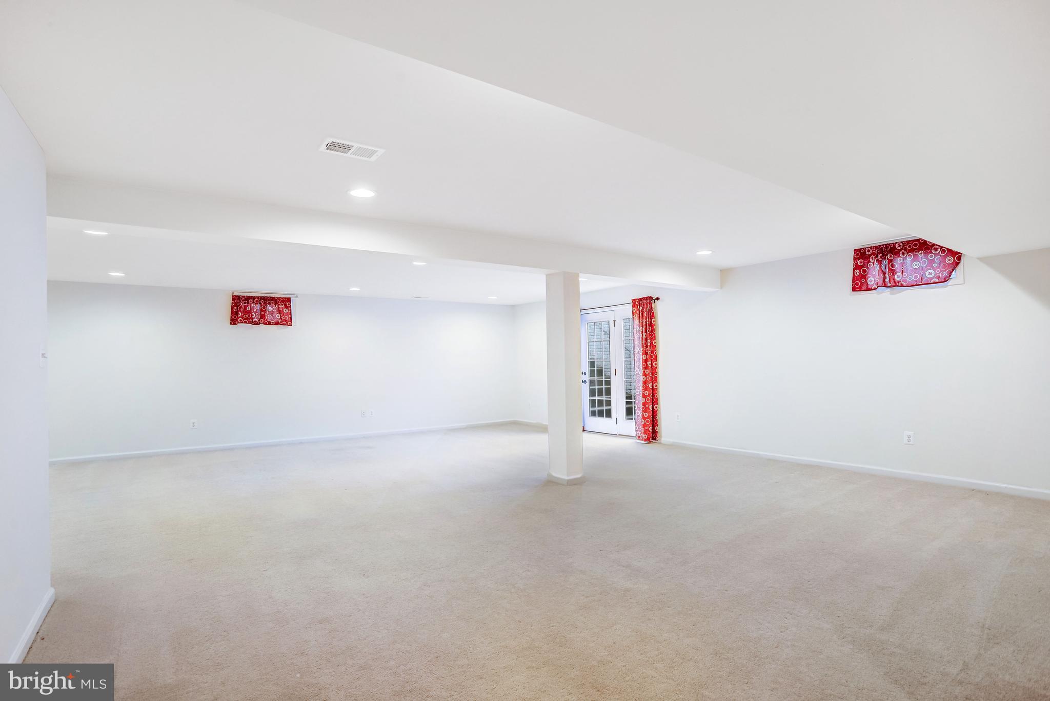 MARBURY - Residential