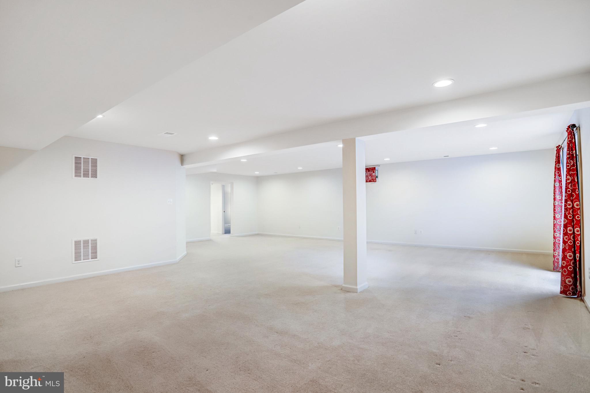 MARBURY - Residential