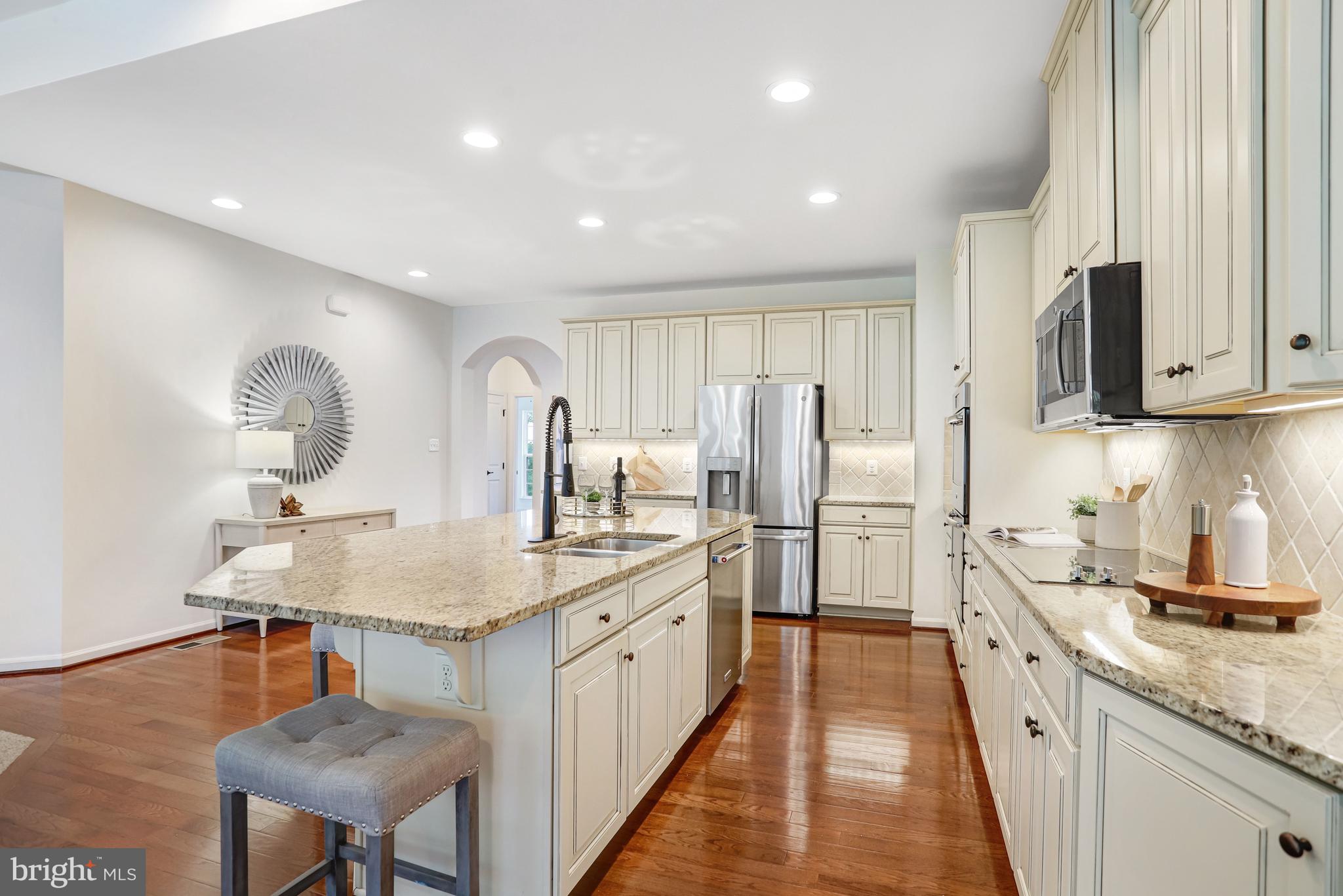 MARBURY - Residential