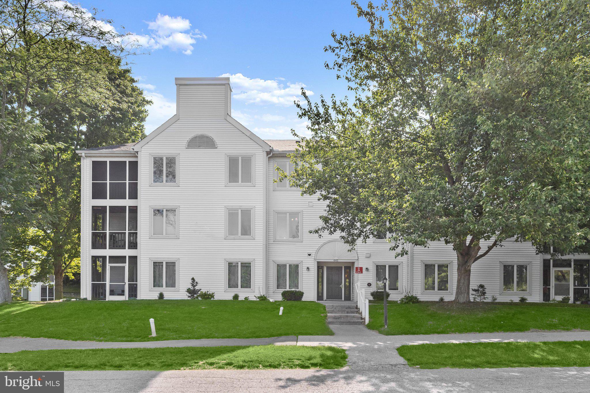 PARRS RIDGE - Residential