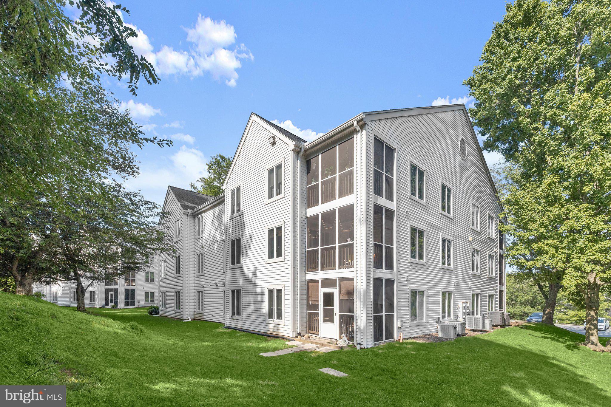 PARRS RIDGE - Residential
