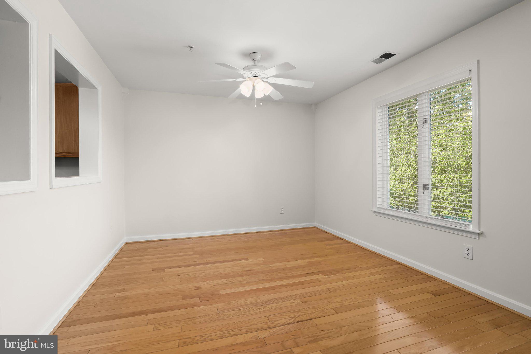 PARRS RIDGE - Residential