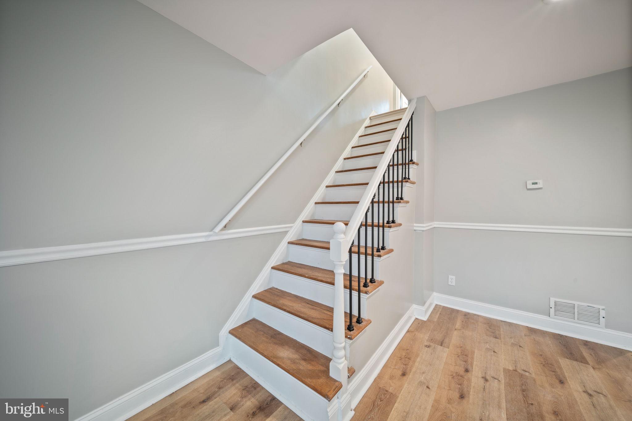 MIDDLESEX - Residential
