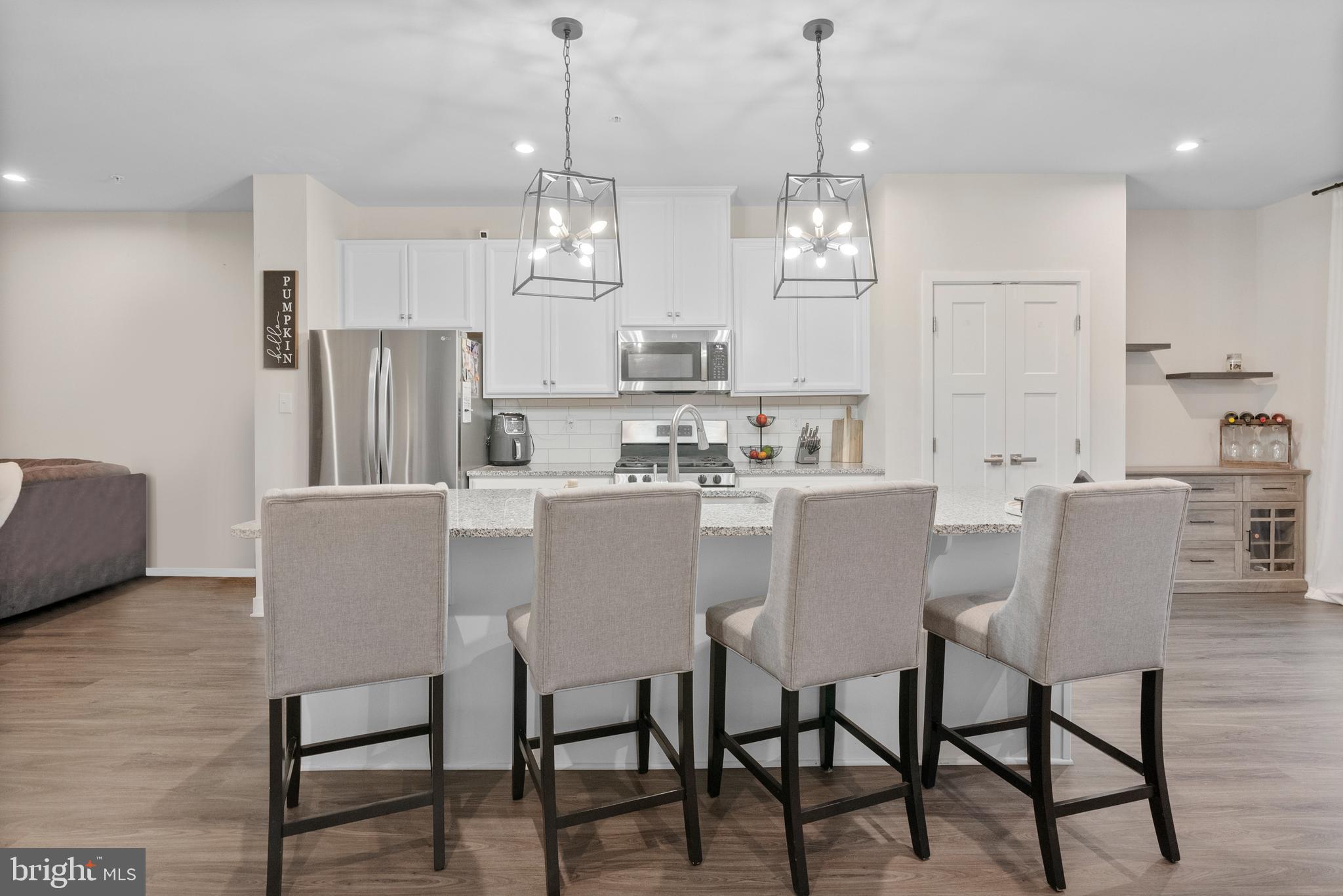 MAPLEVIEW - Residential