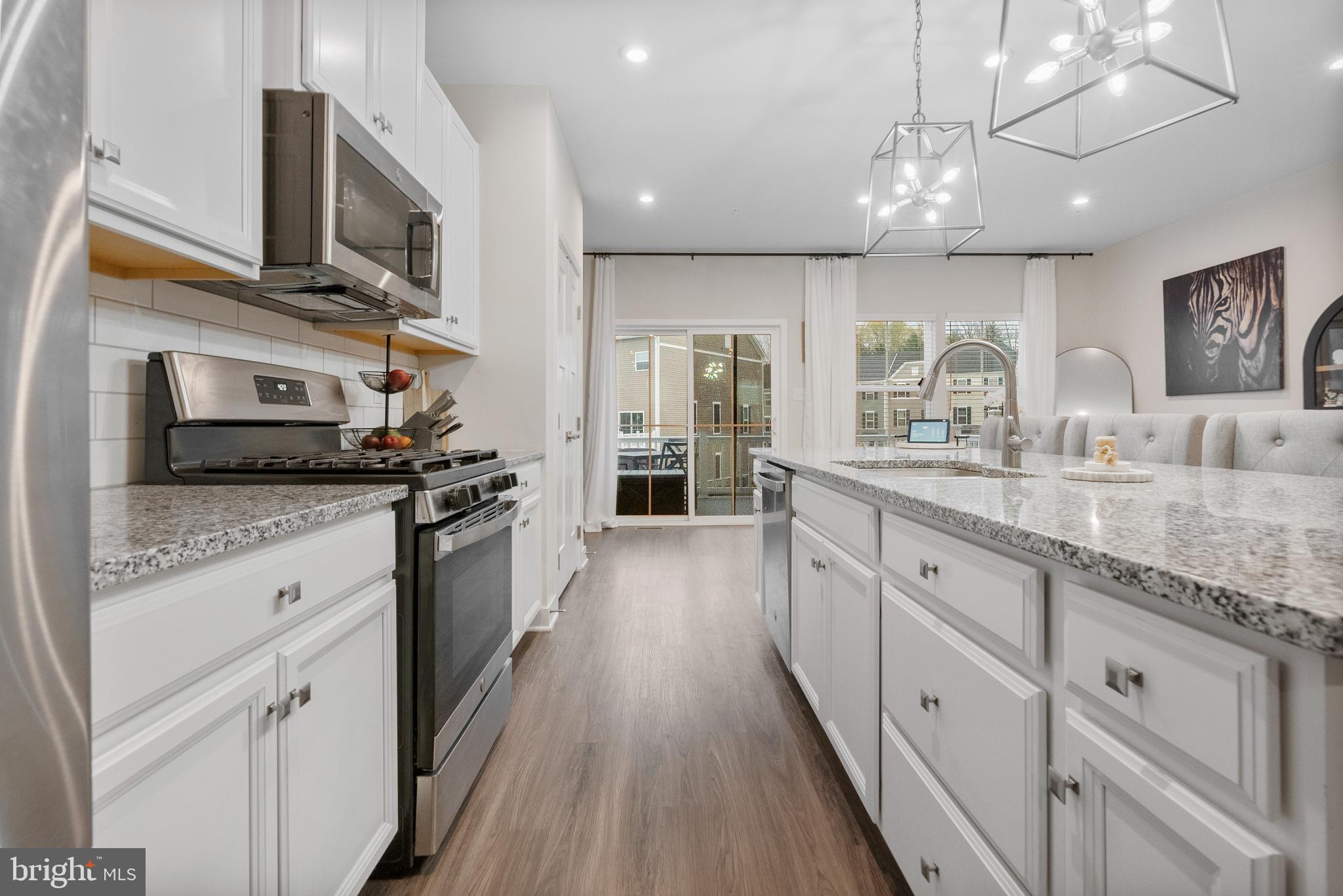 MAPLEVIEW - Residential