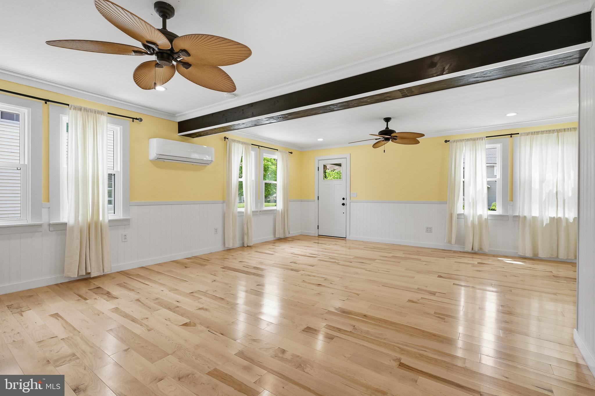 MIDDLETOWN - Residential