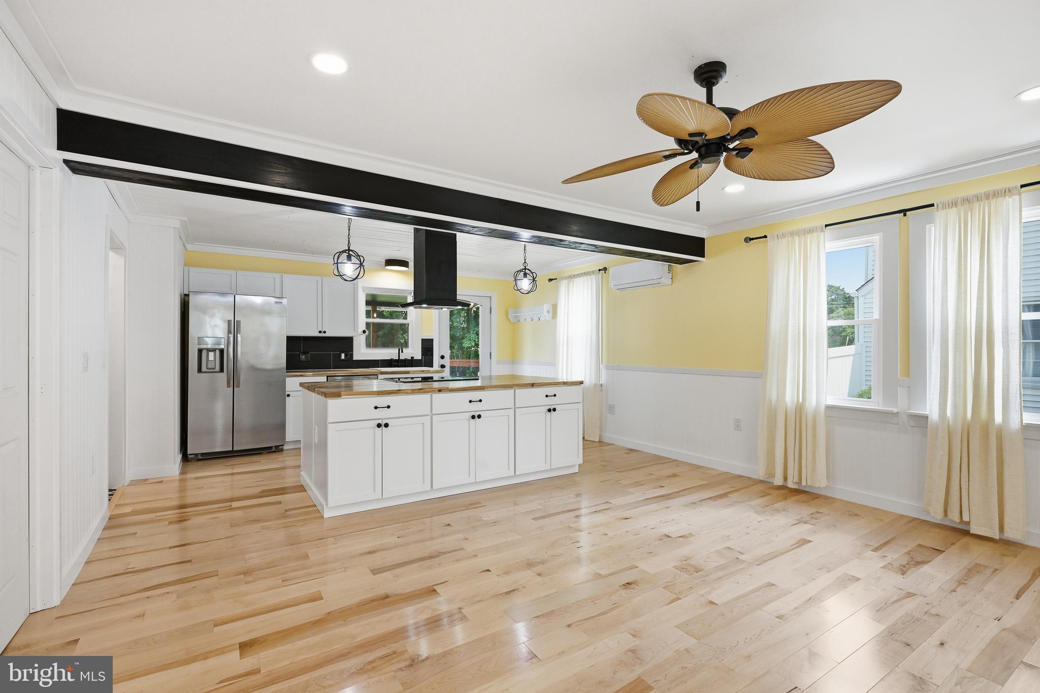 MIDDLETOWN - Residential