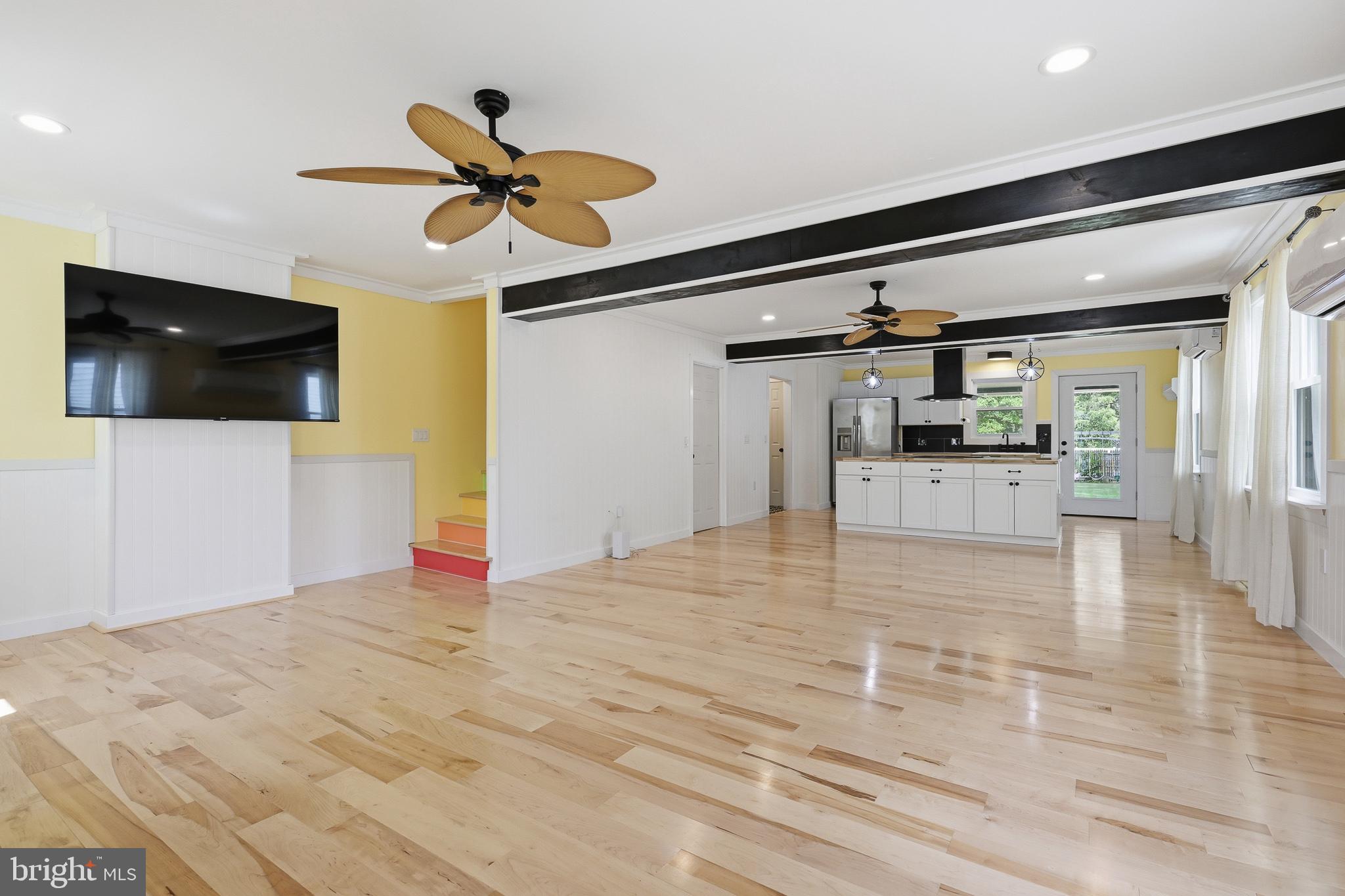 MIDDLETOWN - Residential