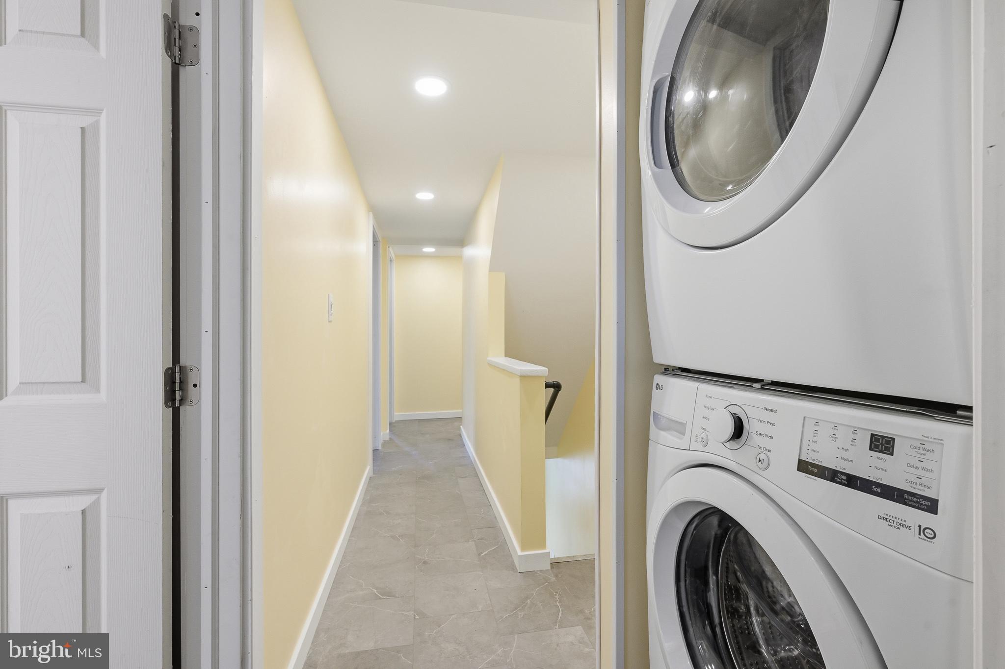 MIDDLETOWN - Residential